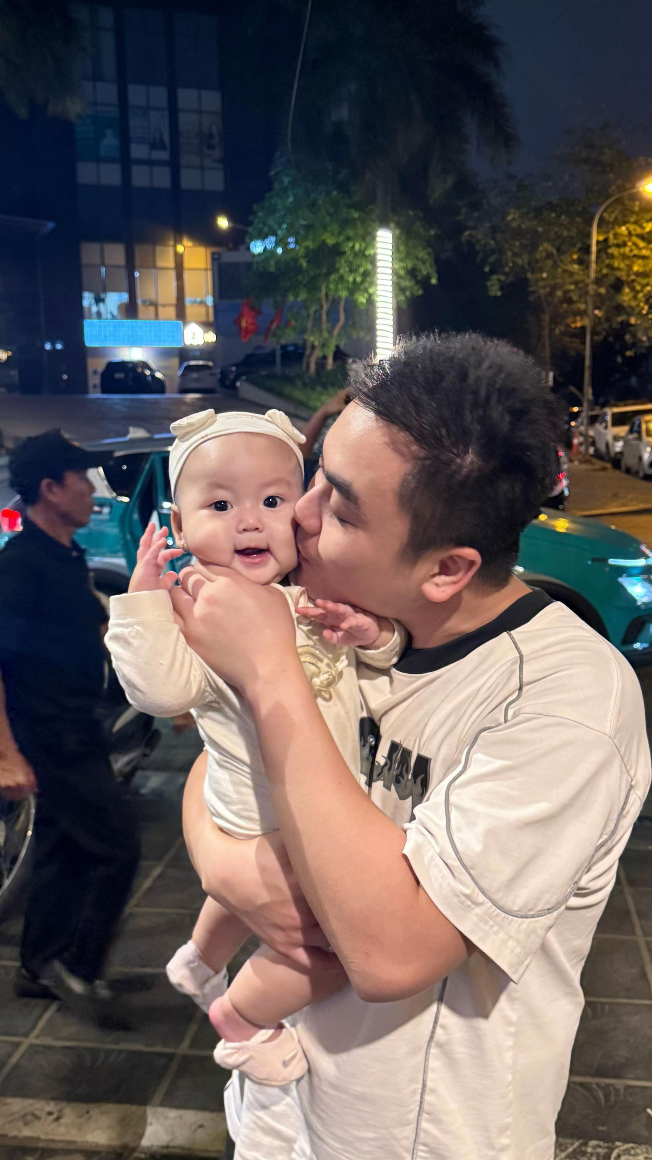@B&ocirc;ng Nguyễn - S&oacute;c Nh&iacute;m Family