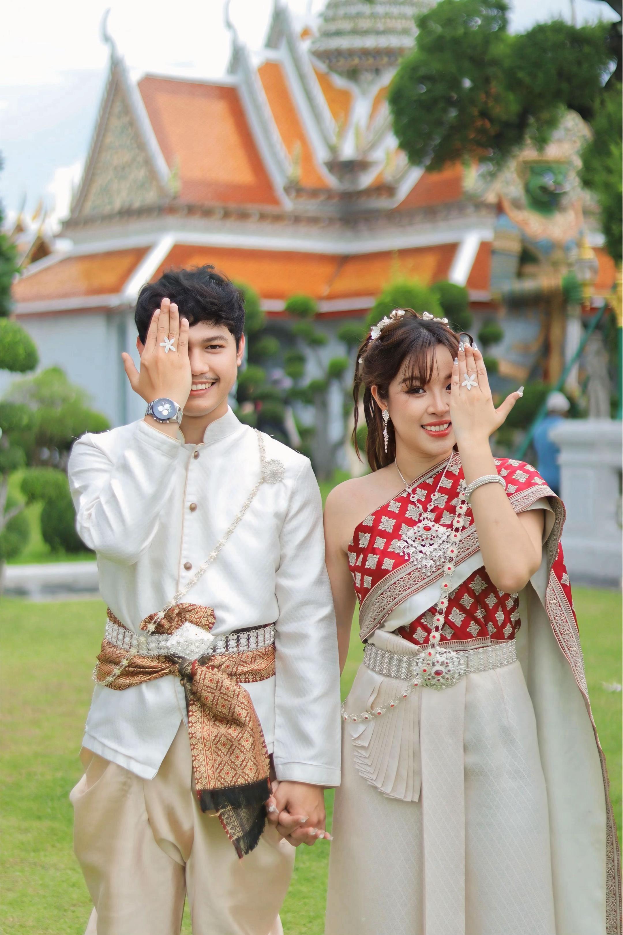 @ช่างภาพถ่ายรูปชุดไทยวัดอรุณ