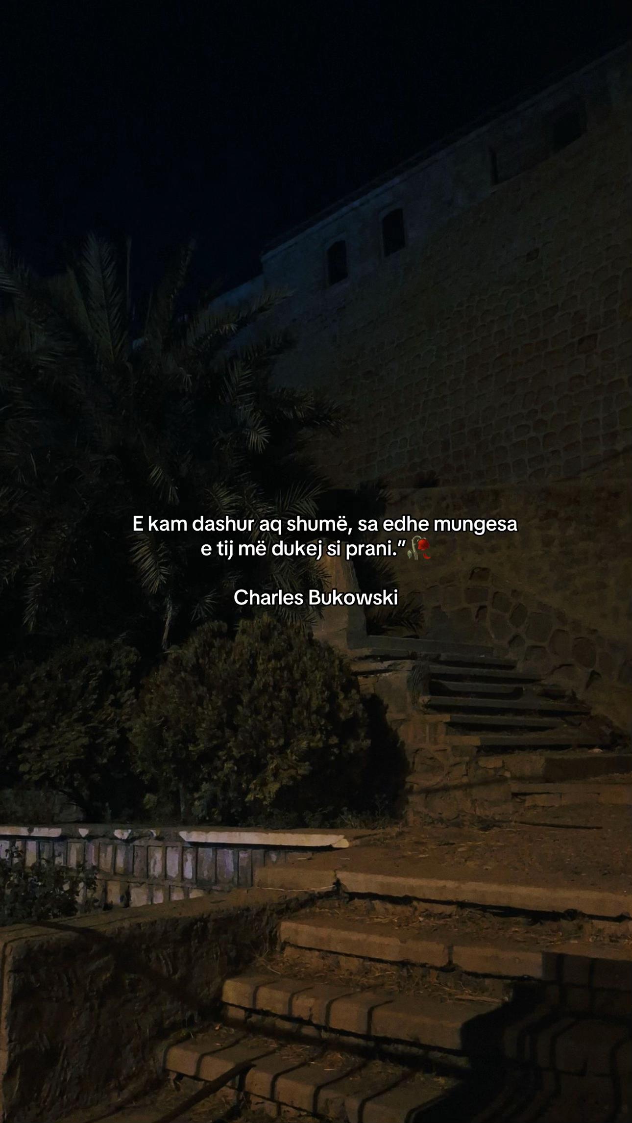 @<