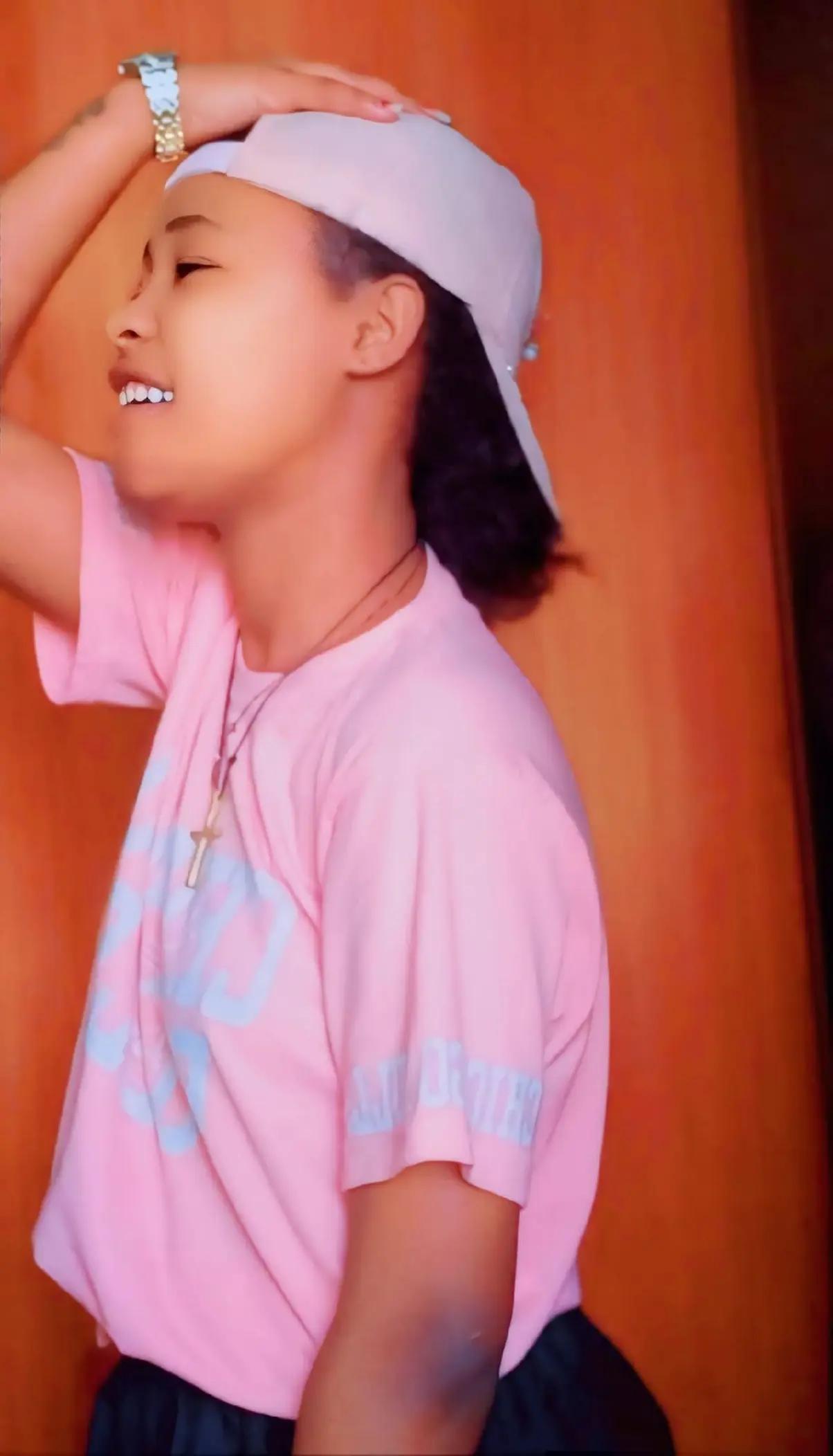 @๊ง๐๐ฐ๐๐๐ญ ๐๐๐๐๐ซ๐๐
๐ฆเผโท