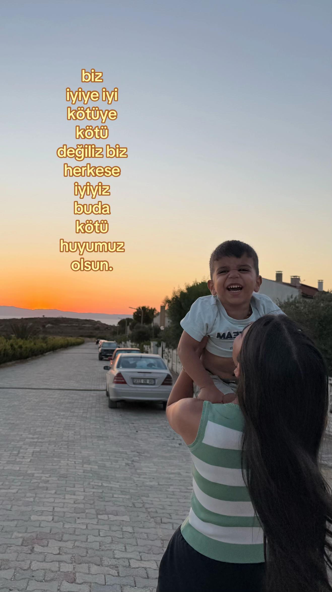 @𝐌 𝐞 𝐥 𝐢 𝐤 𝐞 🌙