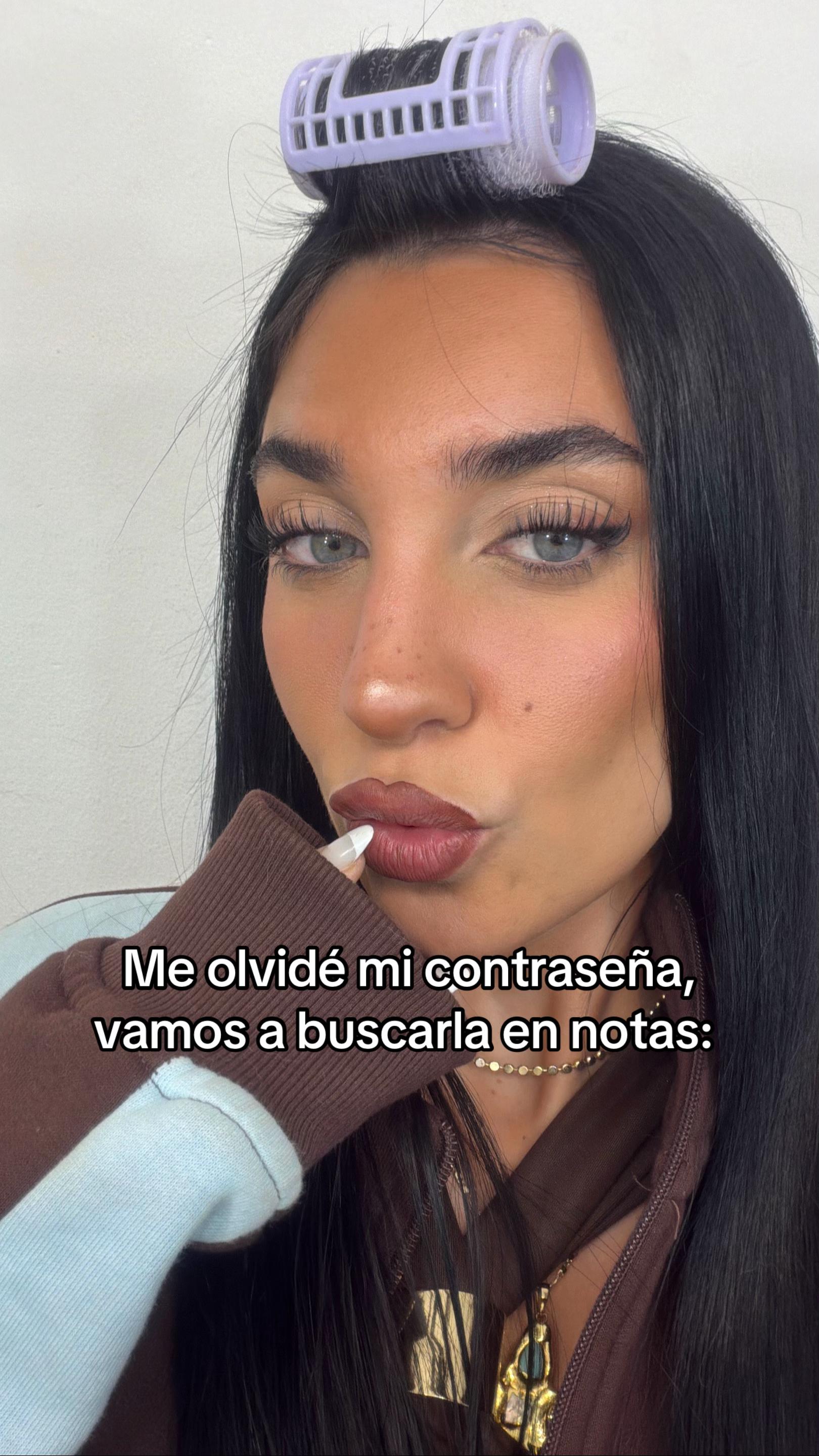 @Mar&iacute;a Clara