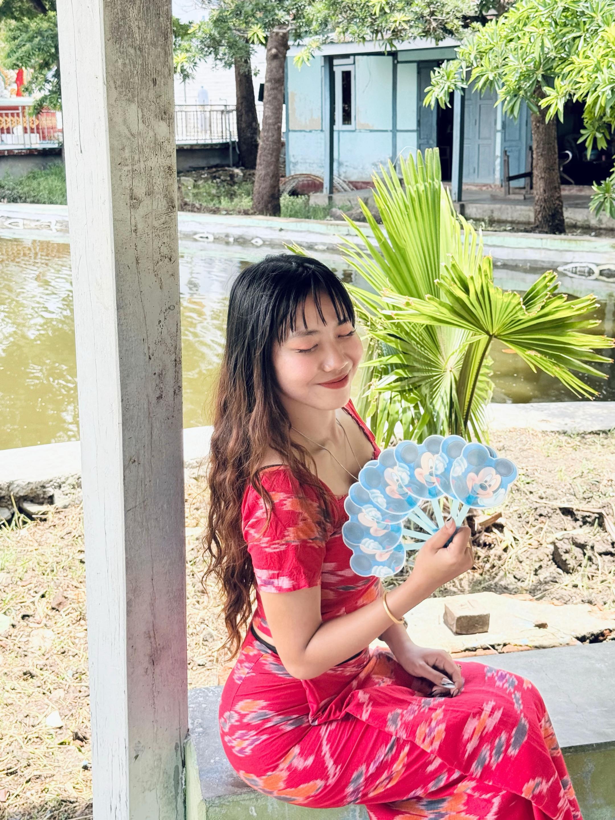 @Shu(ရှု)💛