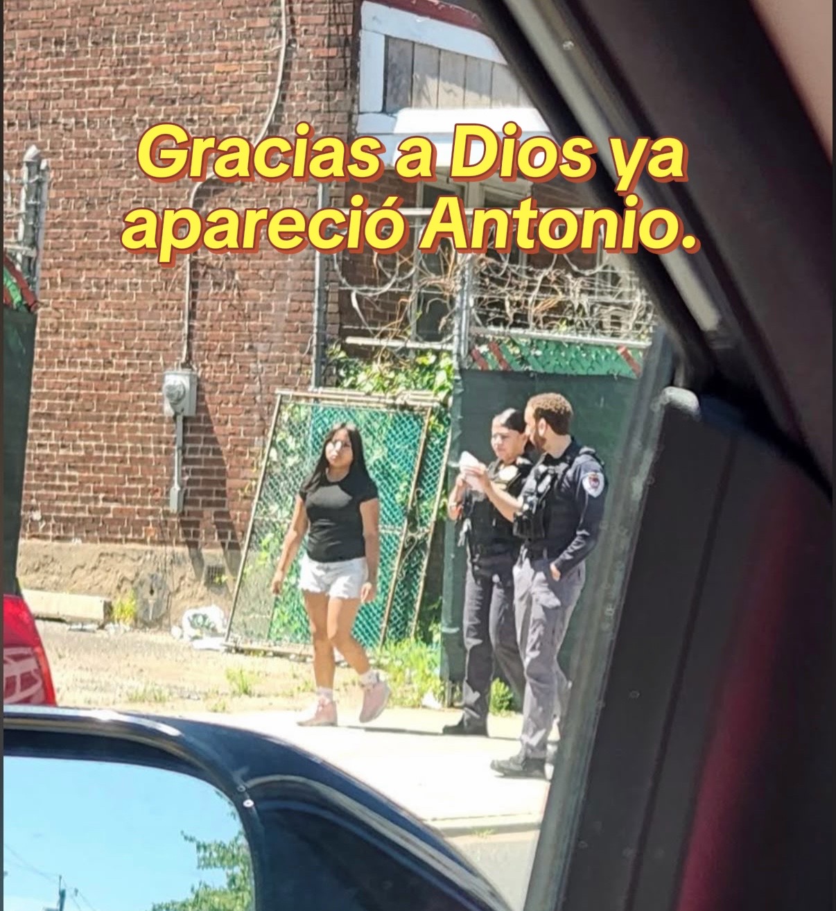 @Somos Latinos