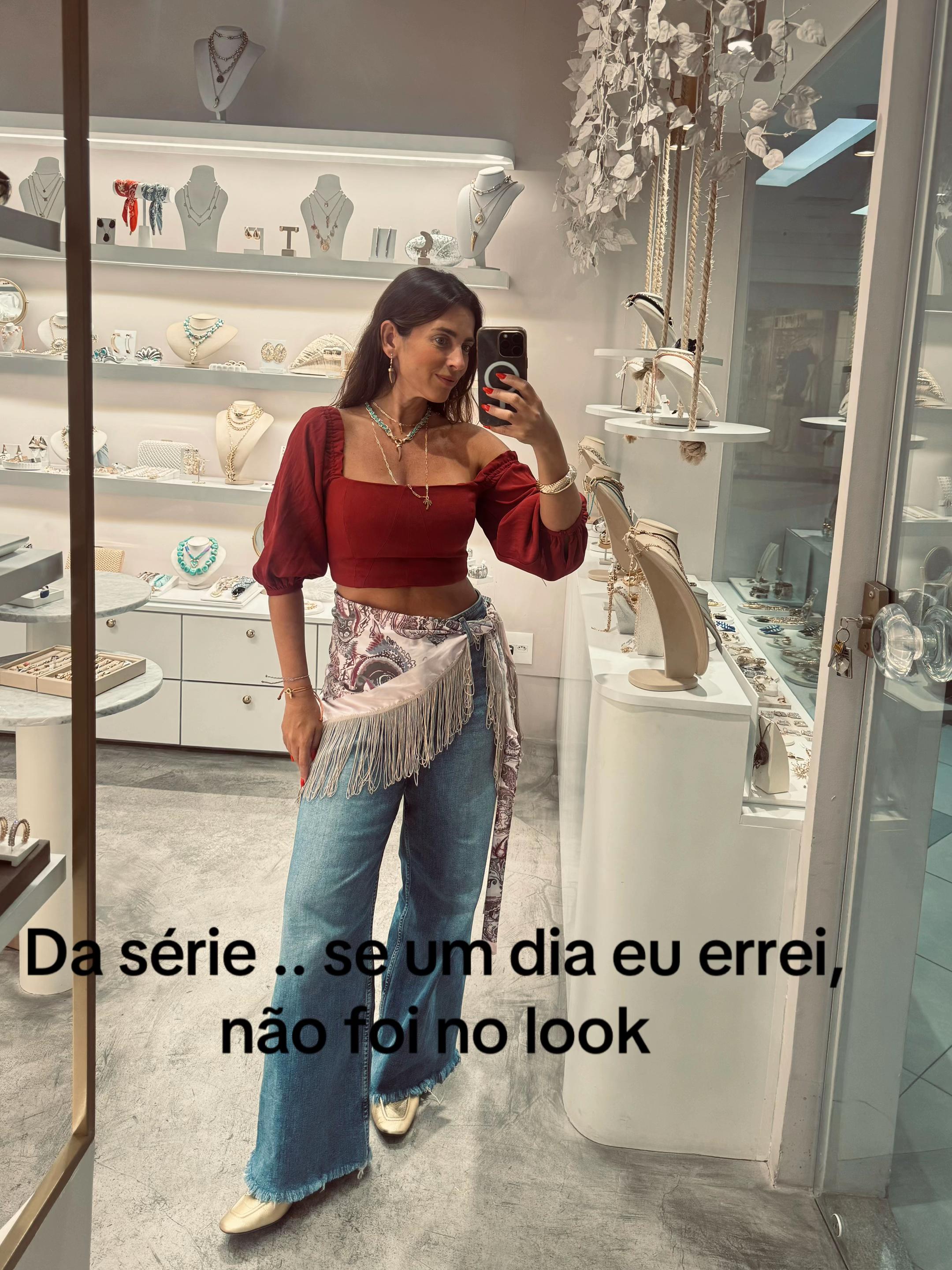 @Naty Bernardes