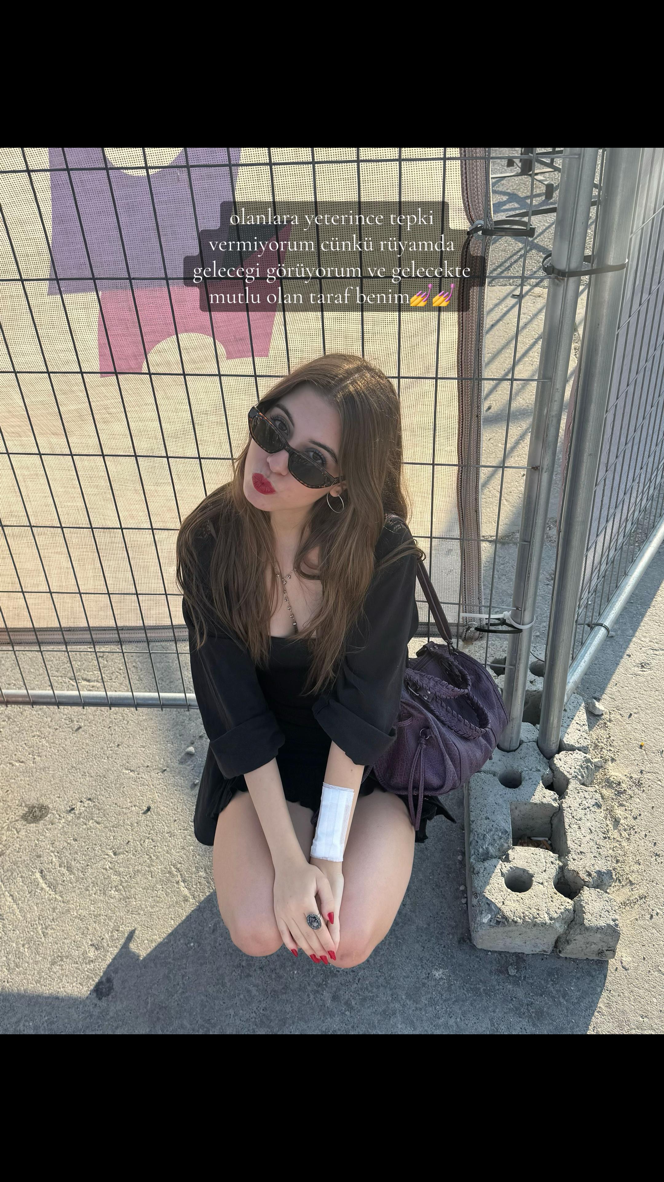 @Ceyy