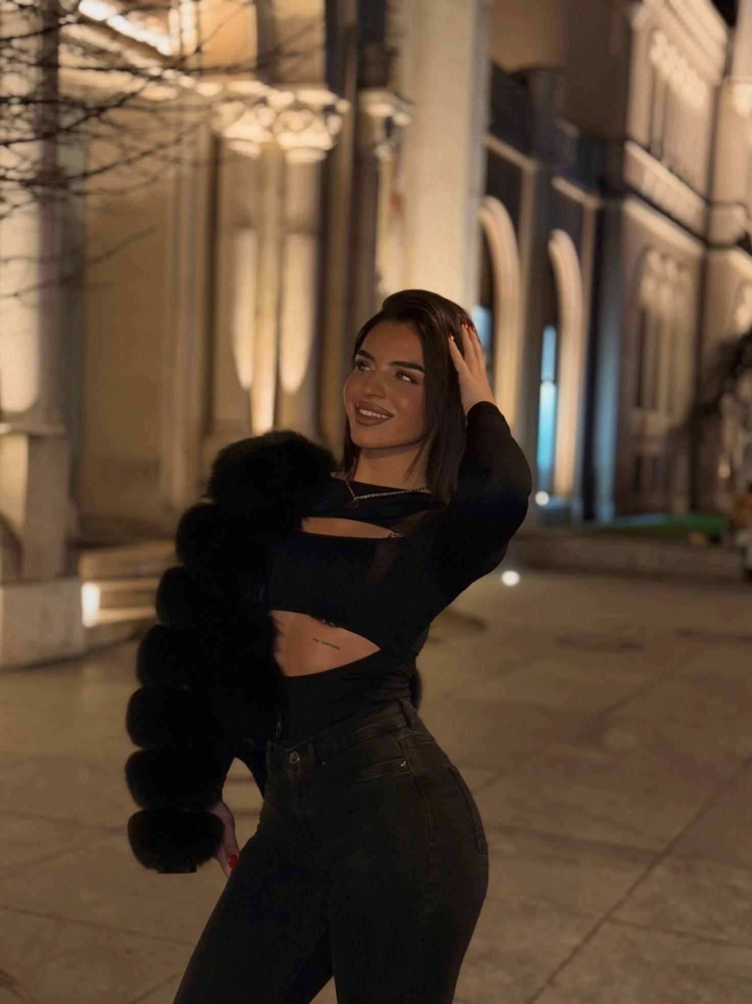 @lalemarija