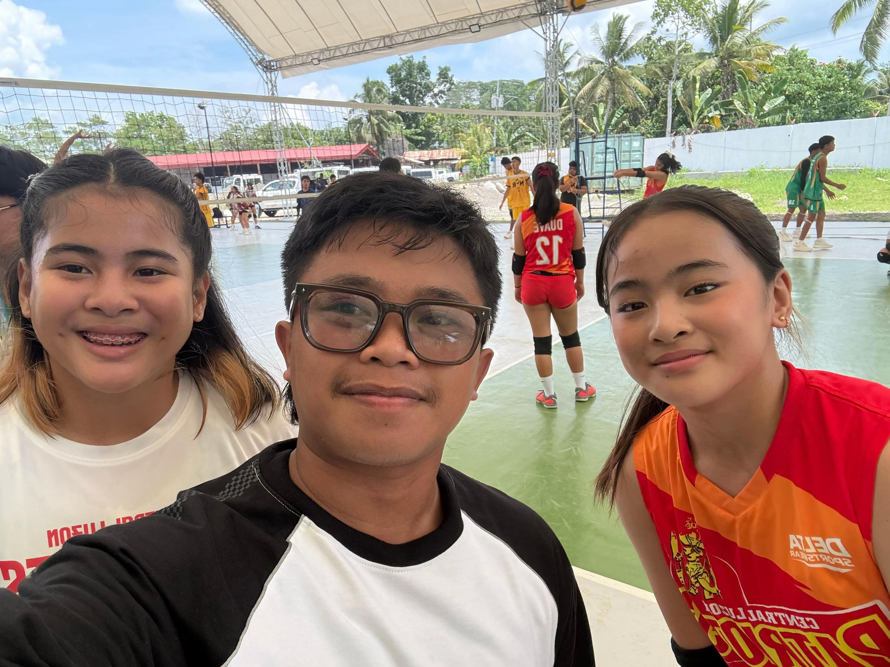 @apihoops_