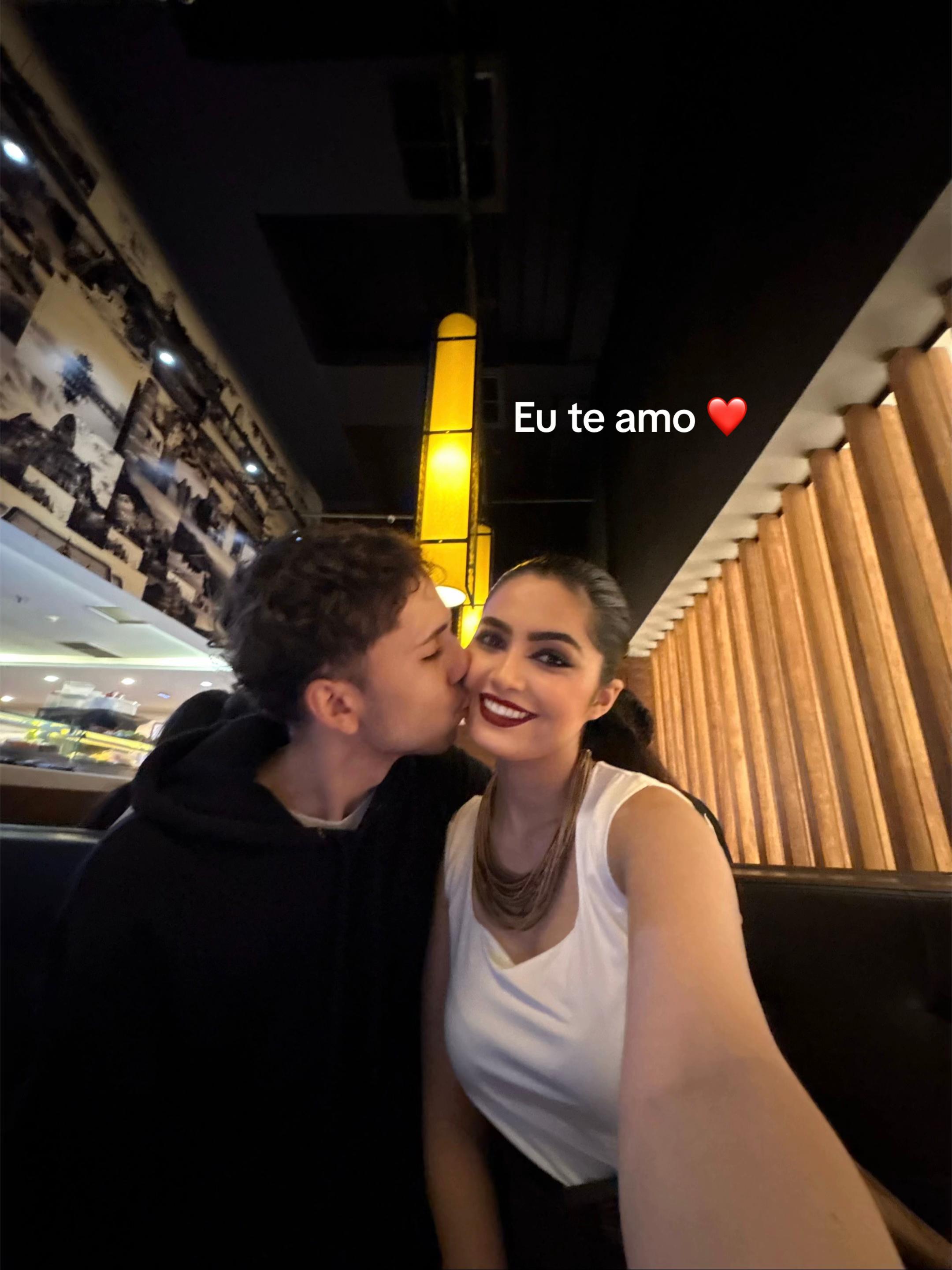 @Kemilyn Vit&oacute;ria UGC