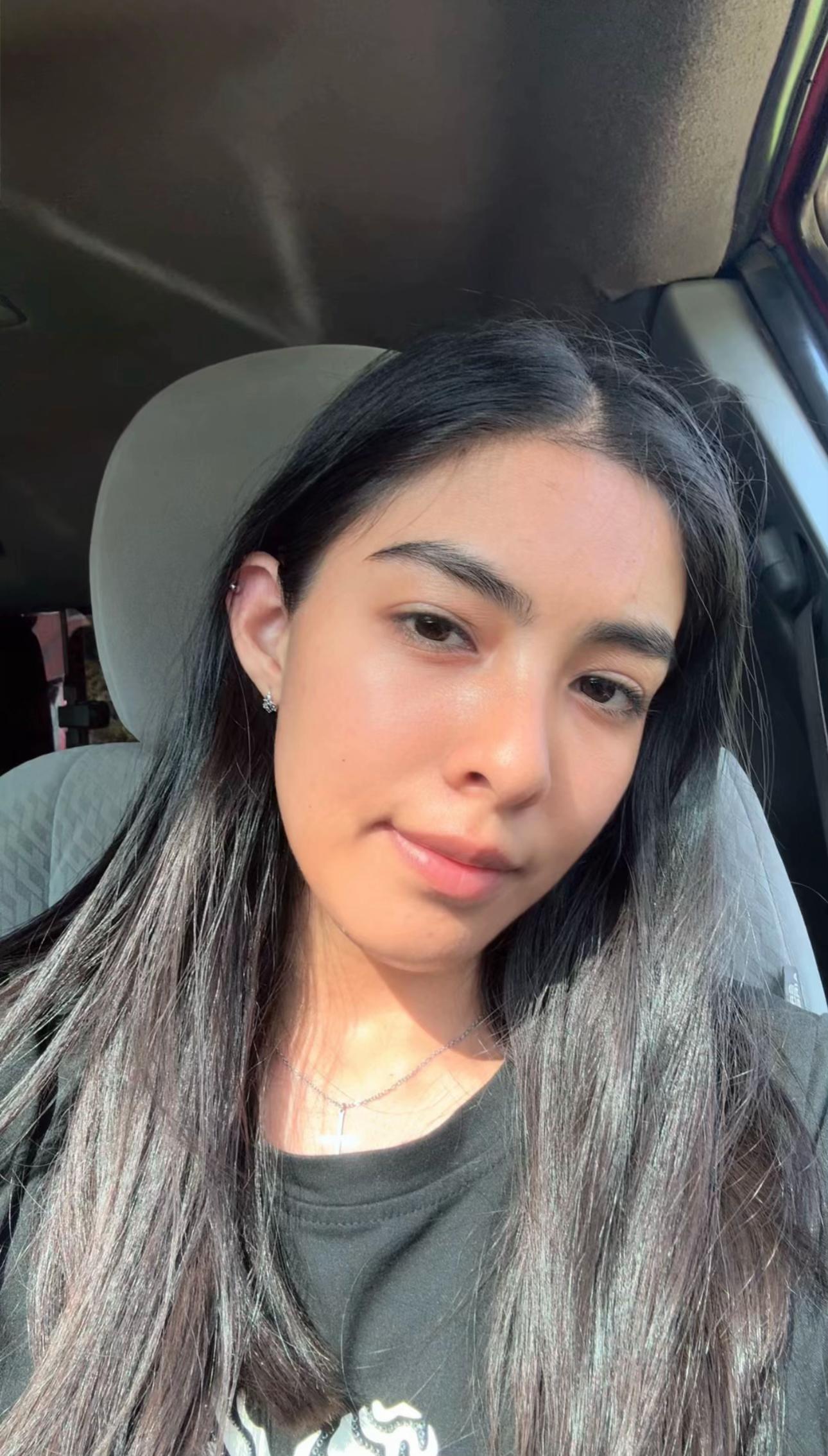 @𝐋𝐮𝐜𝐲🧝🏼&zwj;♀️