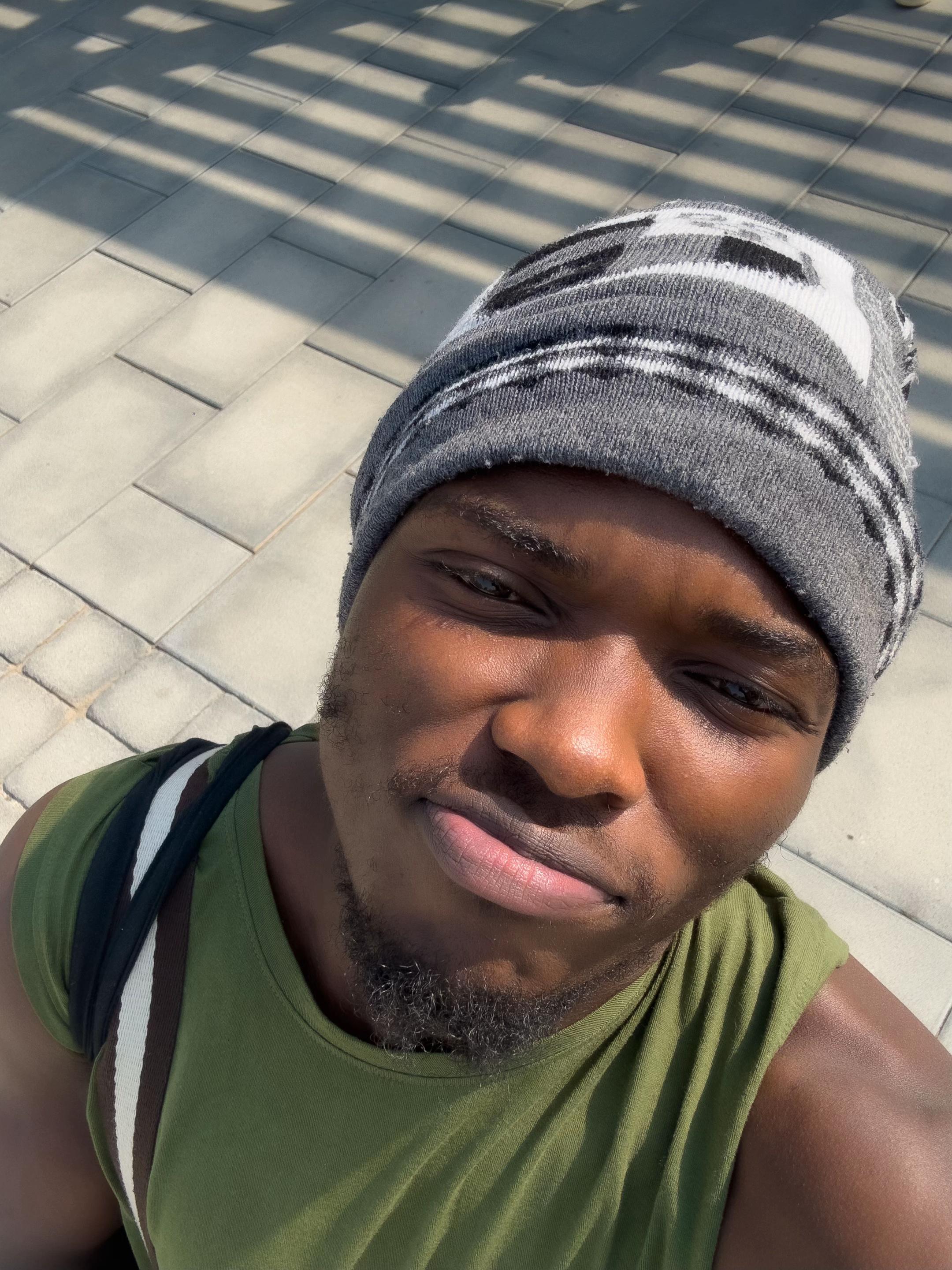 @𝑳𝒐𝒔𝒕 & 𝒇𝒐𝒖𝒏𝒅 🇦🇪 🌎