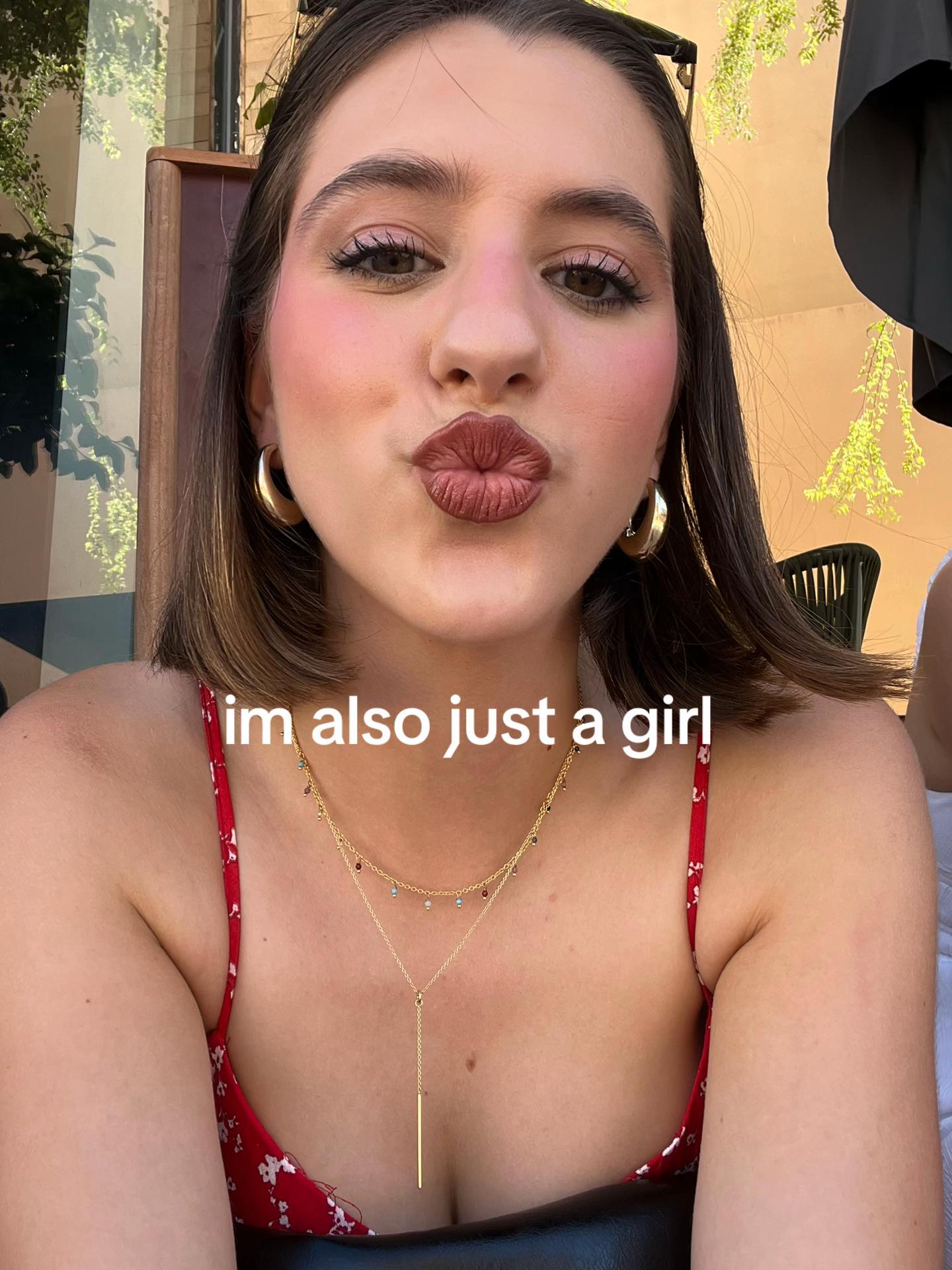 @Sofi💘