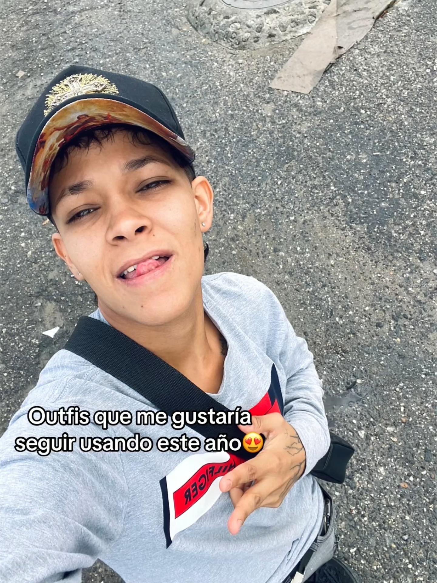 @Day Alvarez