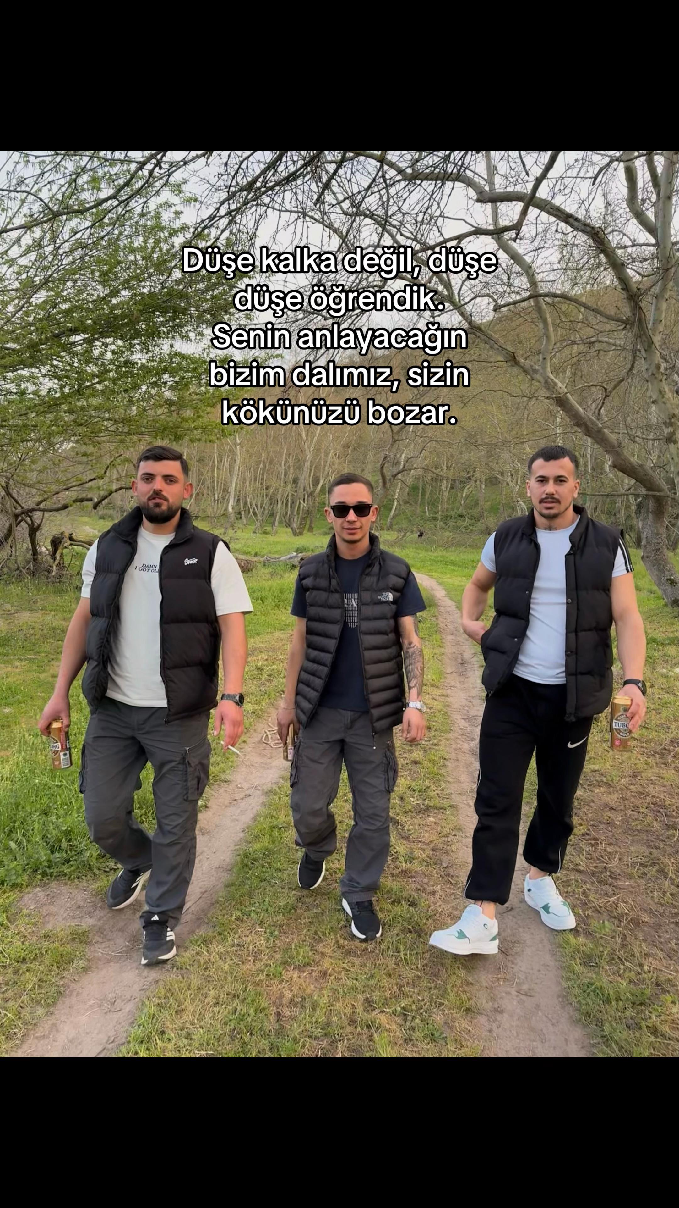 @• ⚜️ 𝓘𝓼𝓶𝓪𝓲𝓵 ⚜️ 🪳