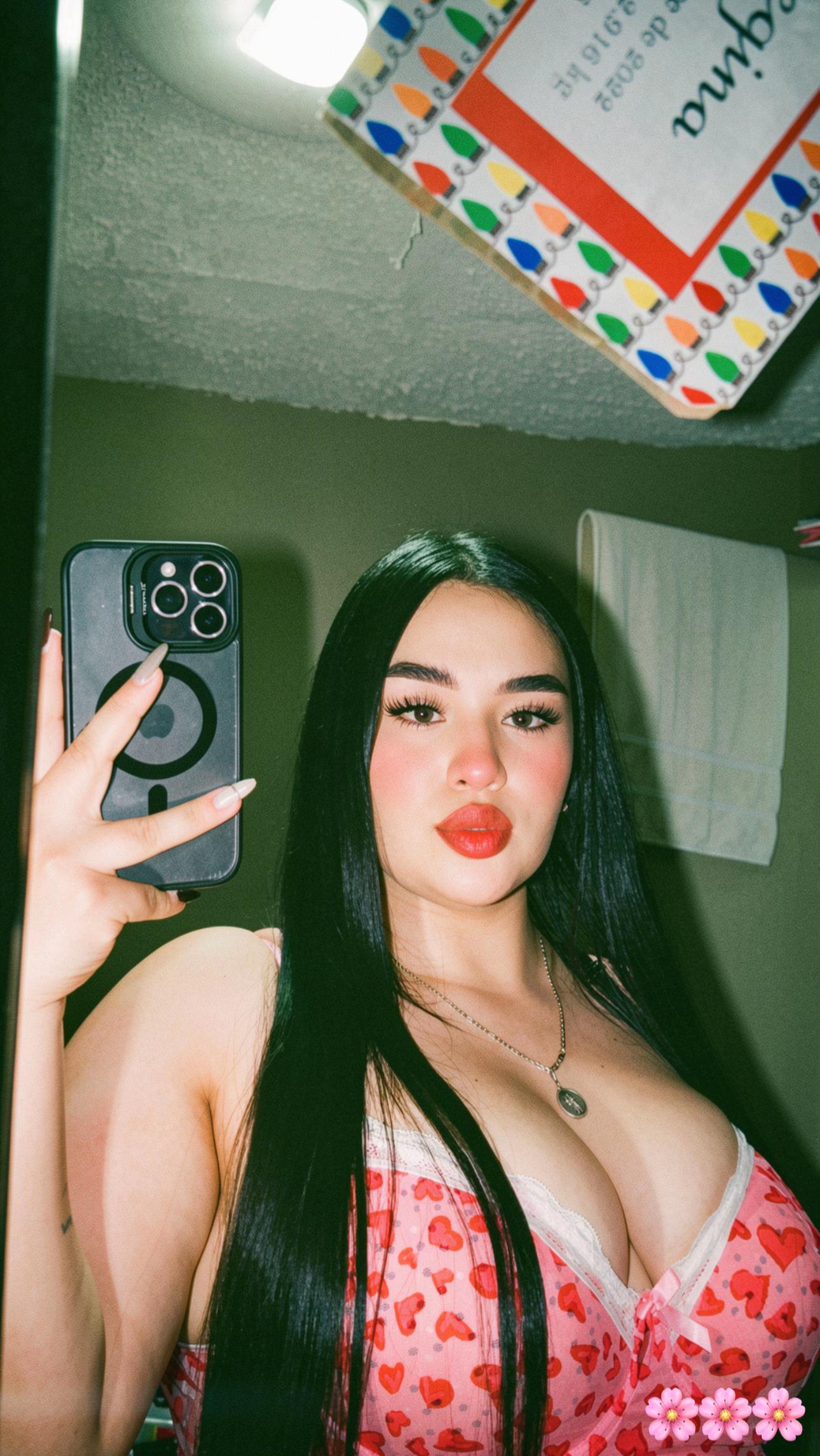 @𝒷🍒🧚🏻&zwj;♀️