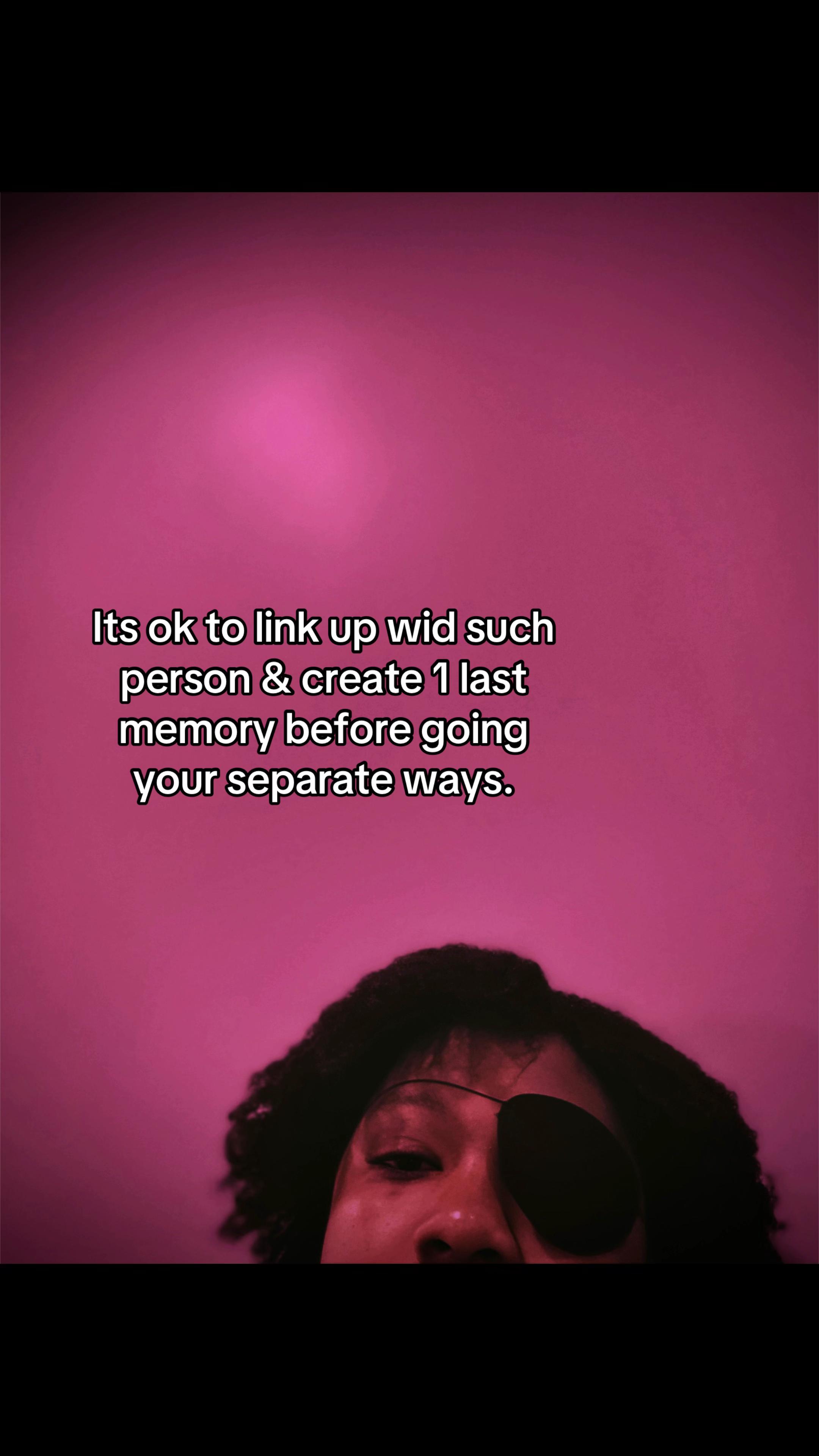 @𓁿