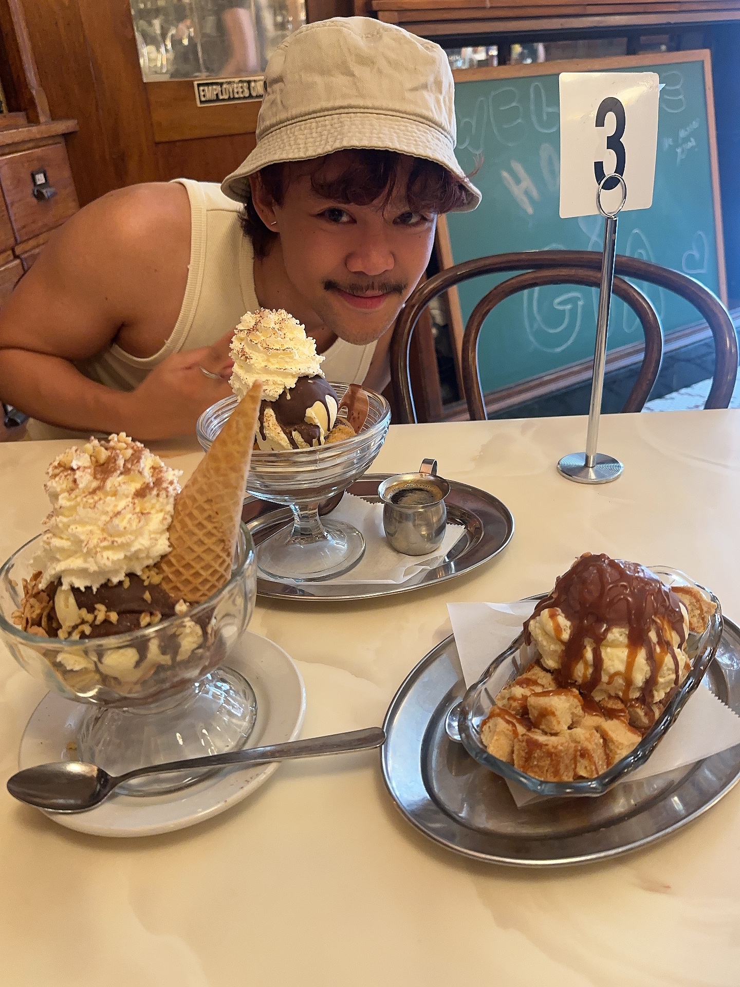 @Hahaxo