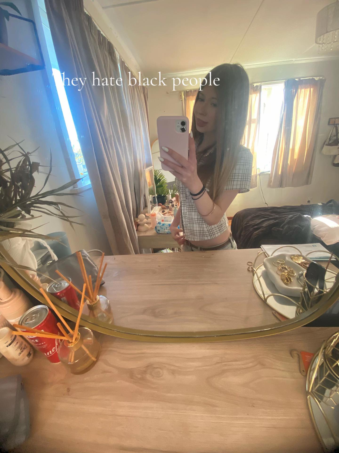 @️