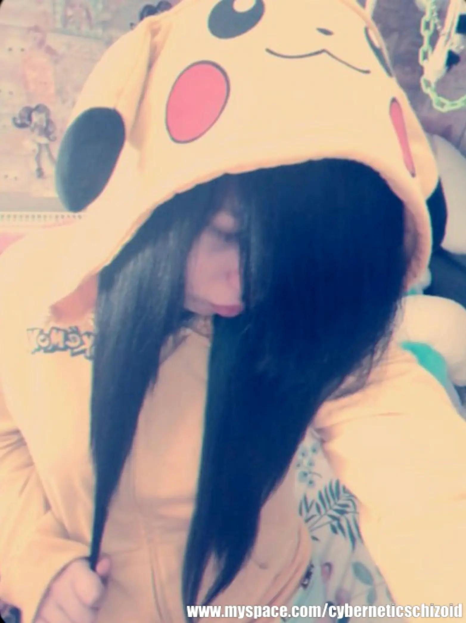 @PIXEL8D