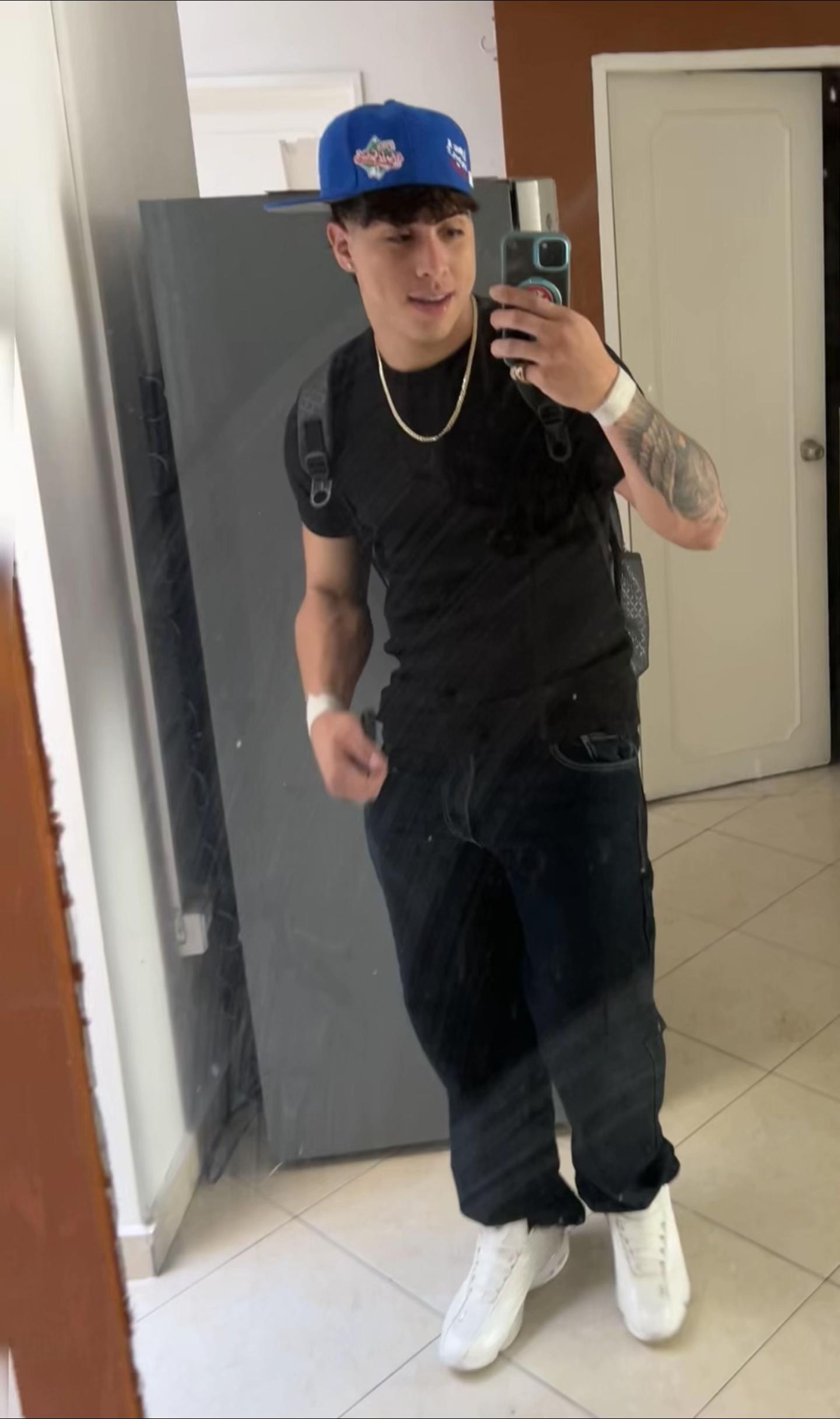 @ᴇᴅɢᴀʀ 