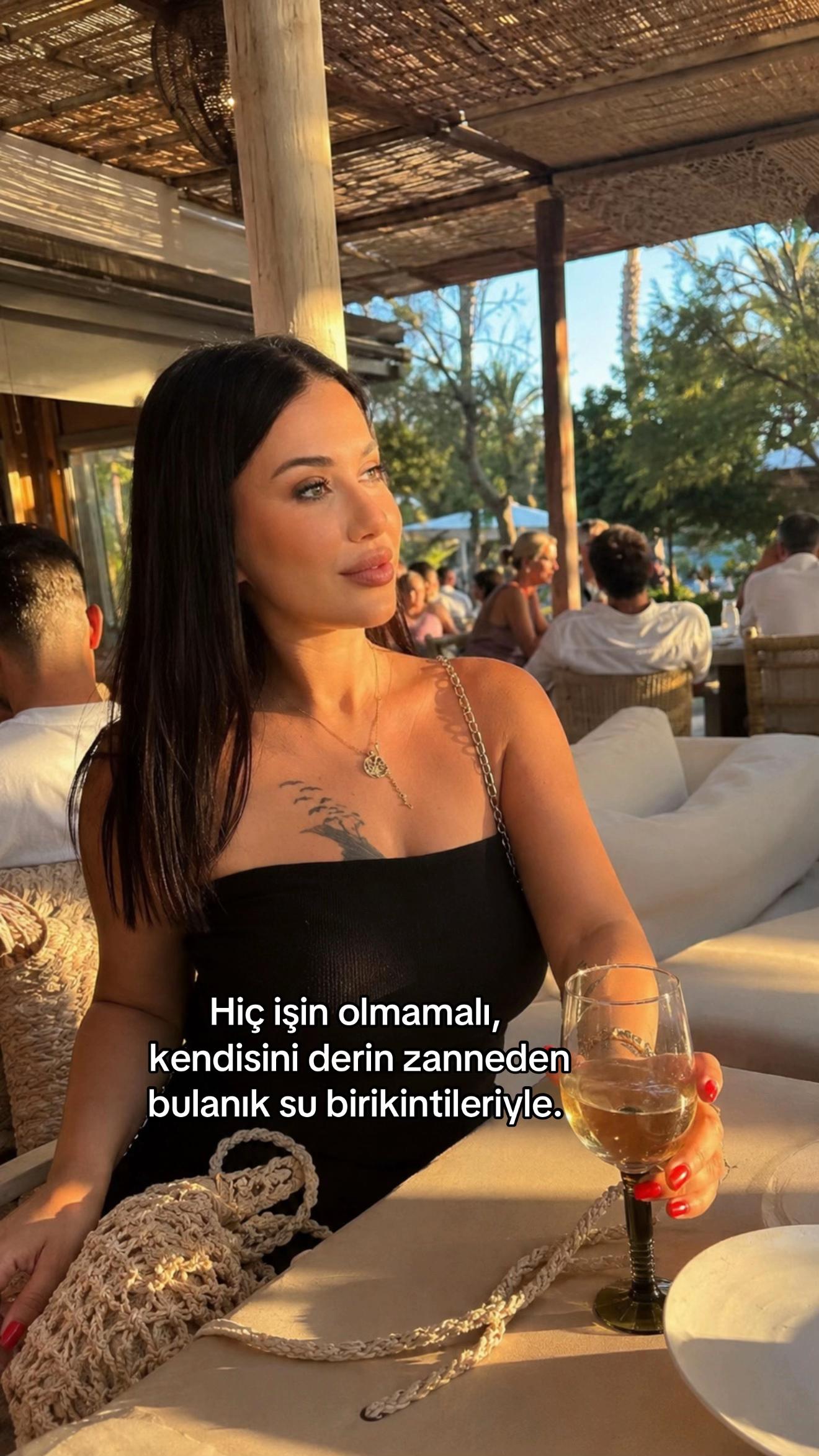 @Cansu Özer