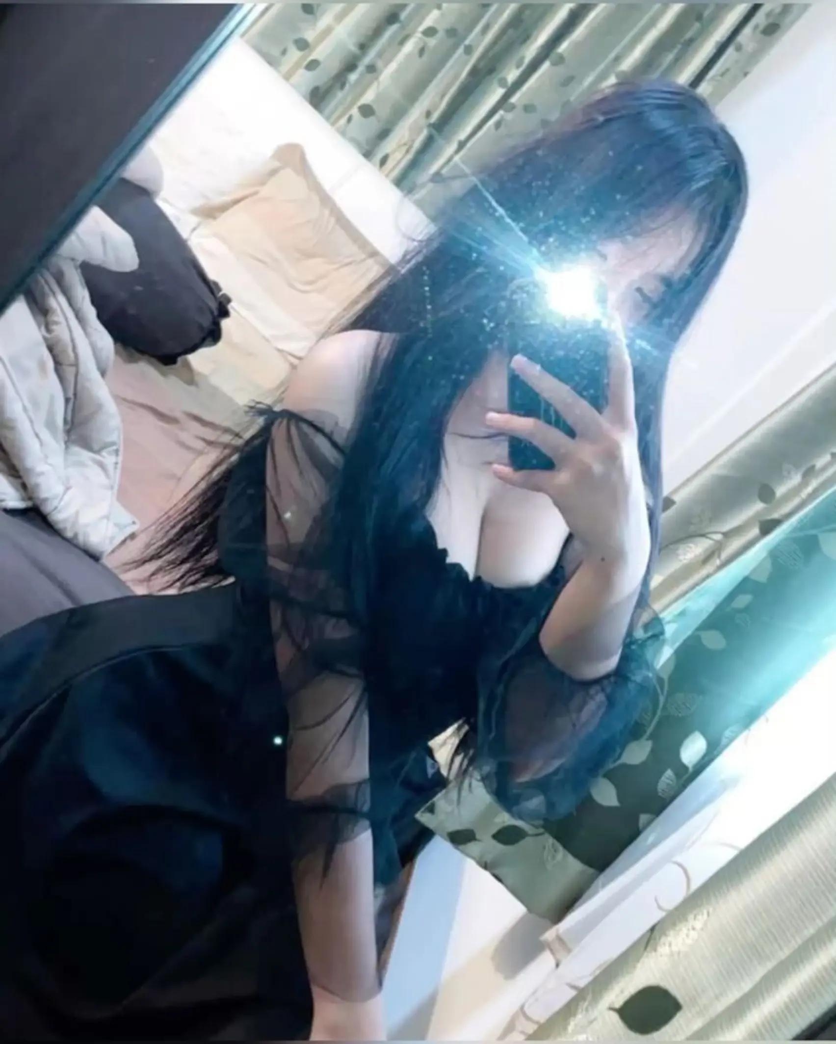 @Iagirlsomg2026
