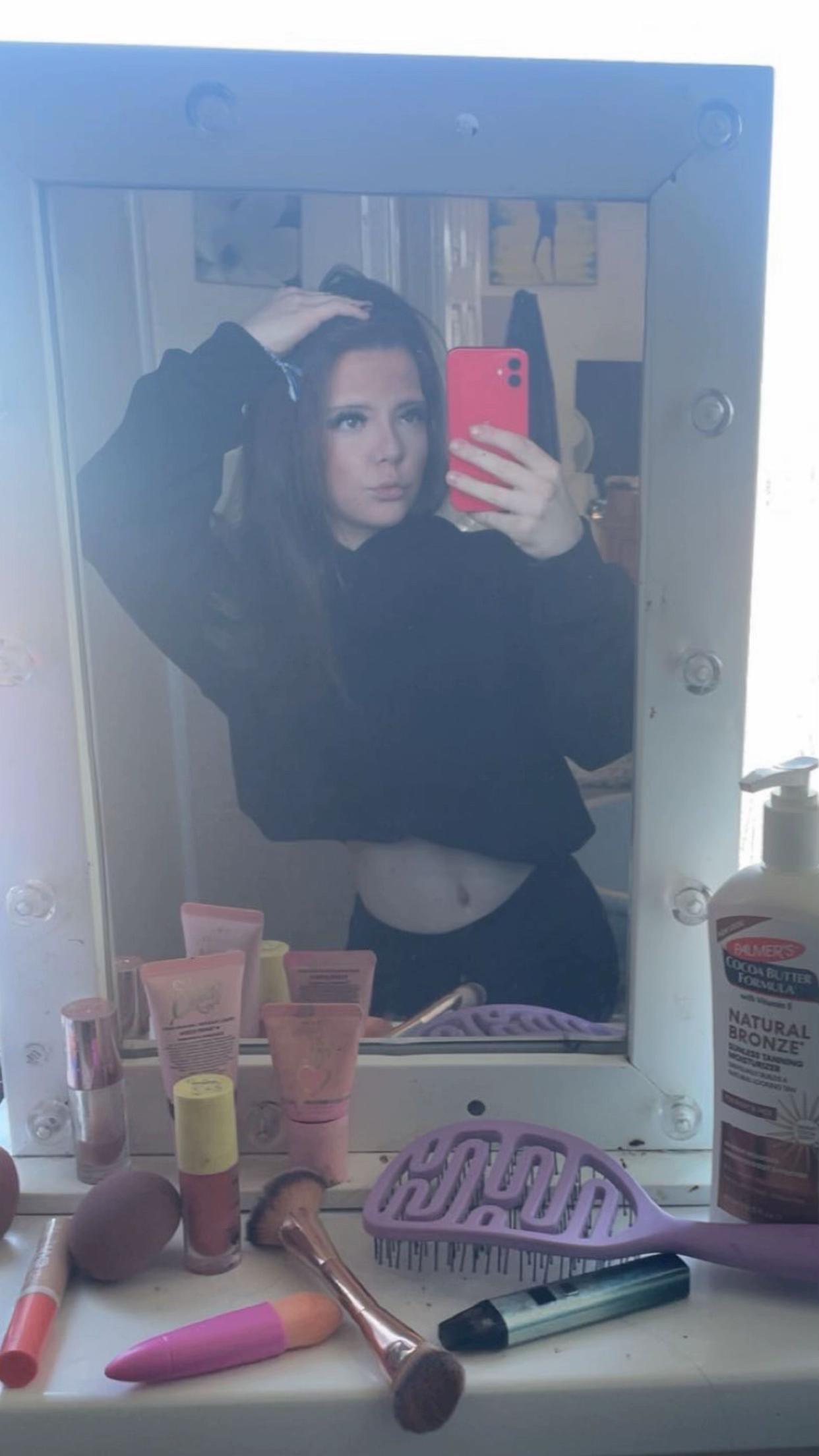 @holliesspam😝