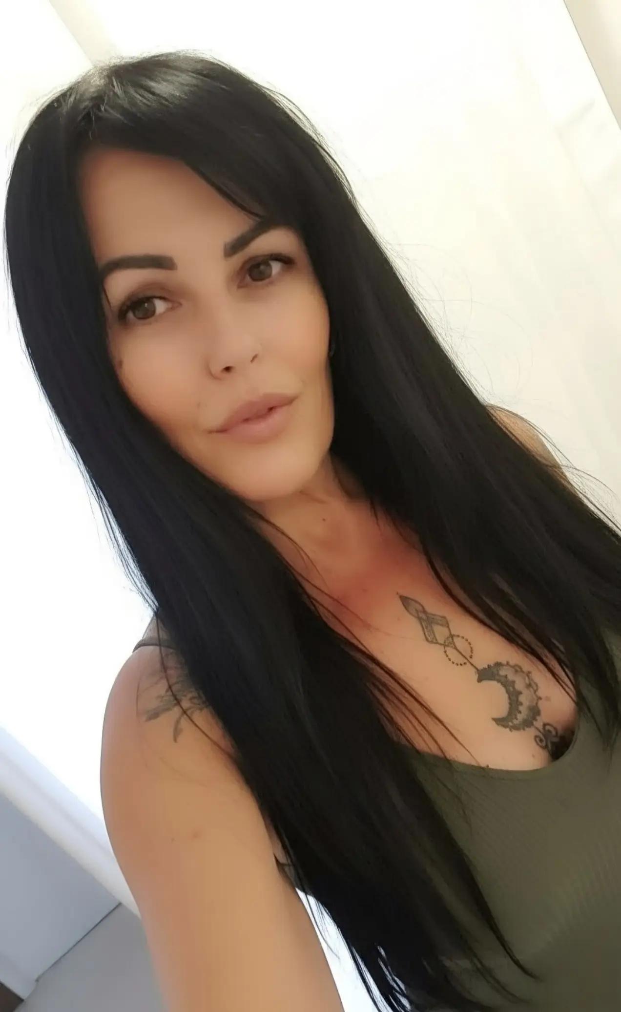 @Eva
