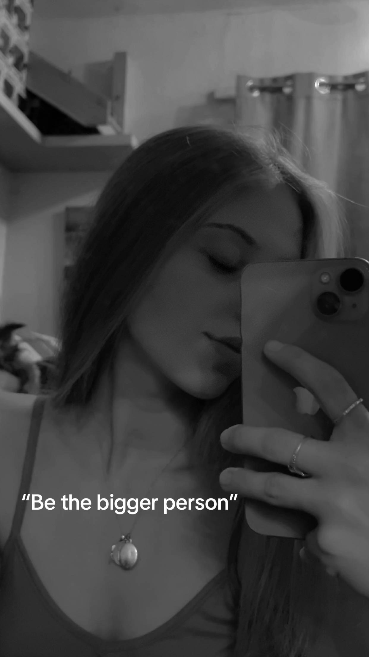 @Nikki 🐾🖤