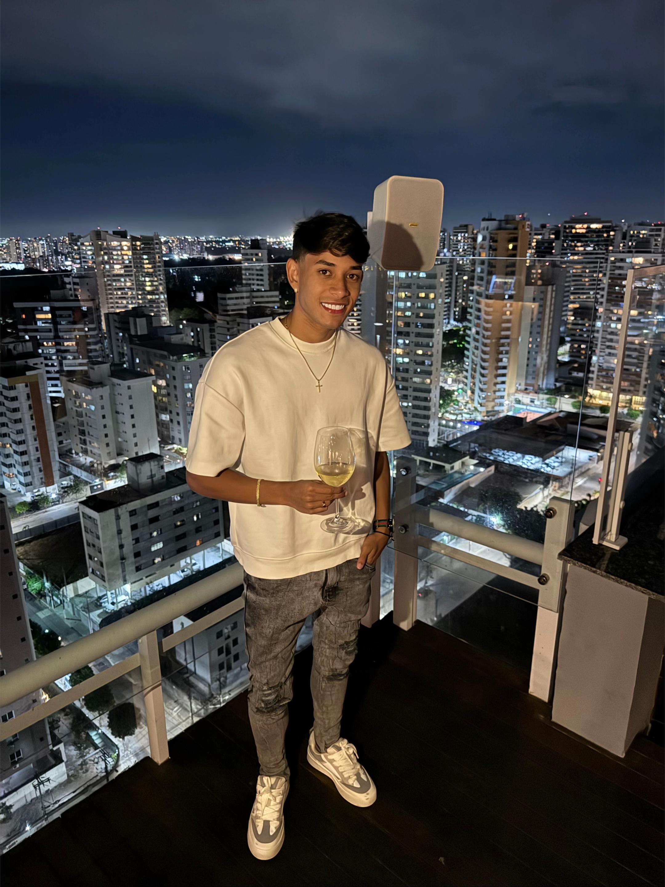 @Wonnerboy7 🎭