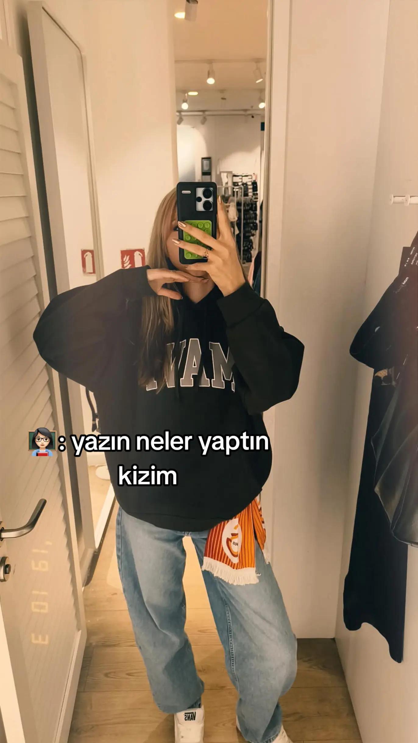@🐩