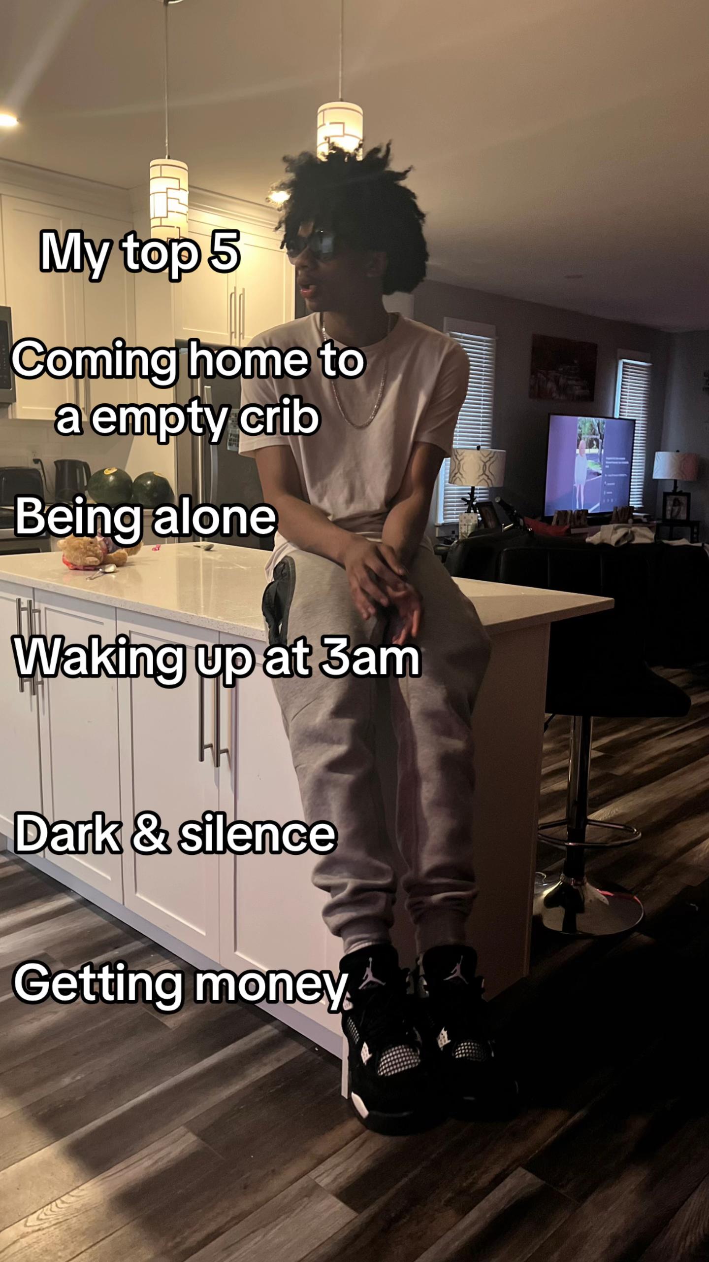 @️