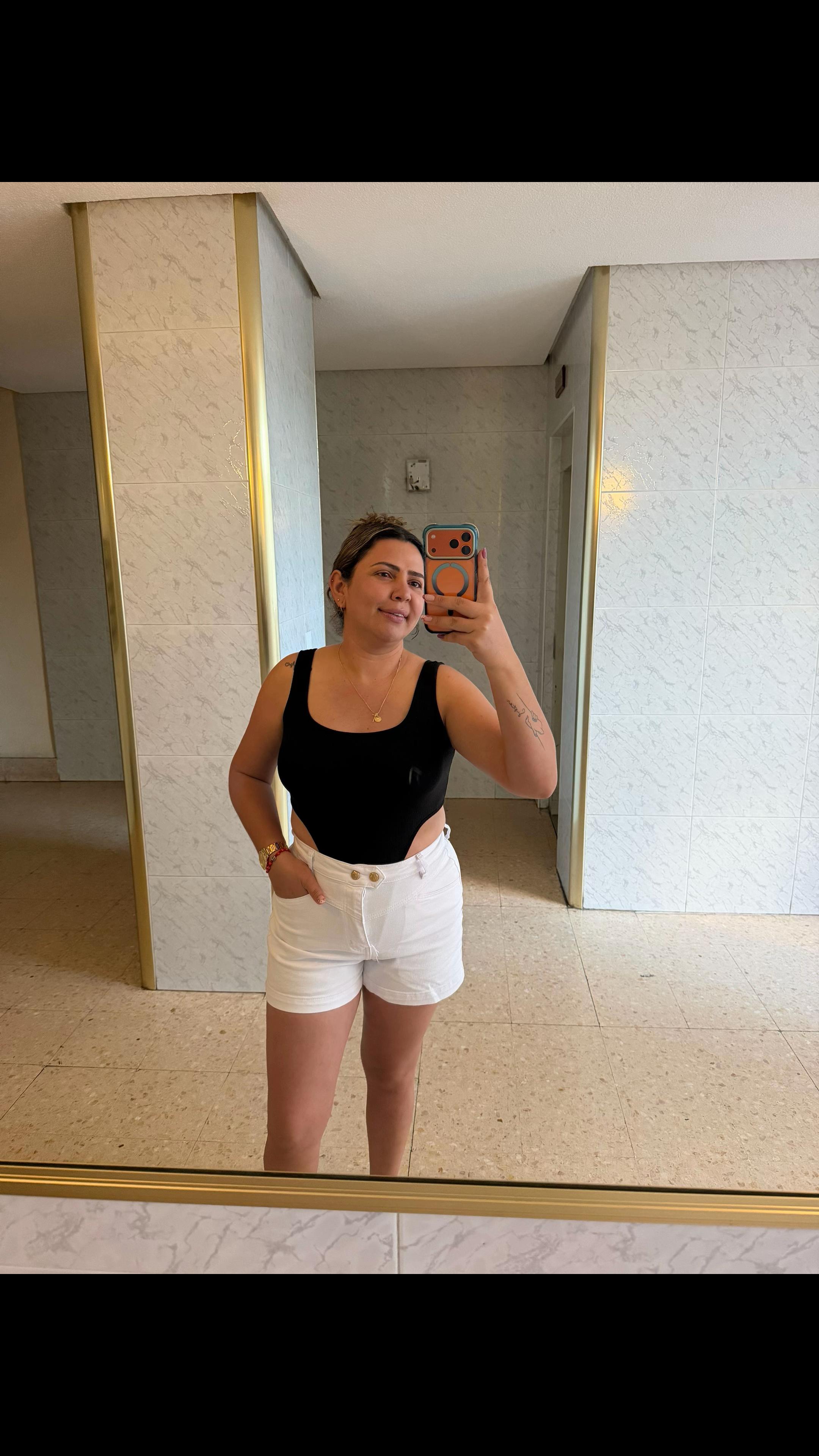 @Emilyazuaje0