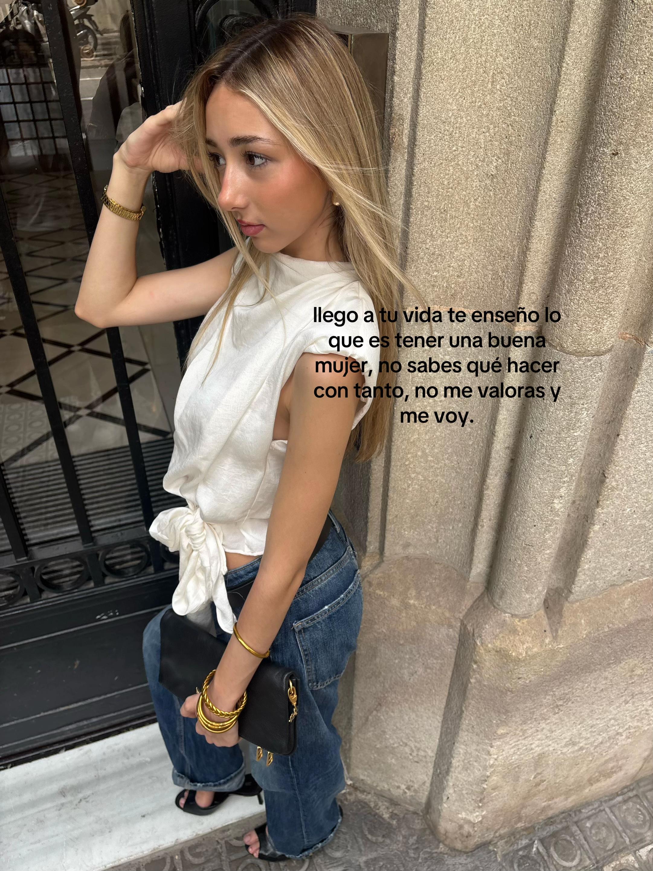 @𝐀𝐈𝐍𝐀𝐑𝐀 𝐀𝐘𝐎𝐑𝐀