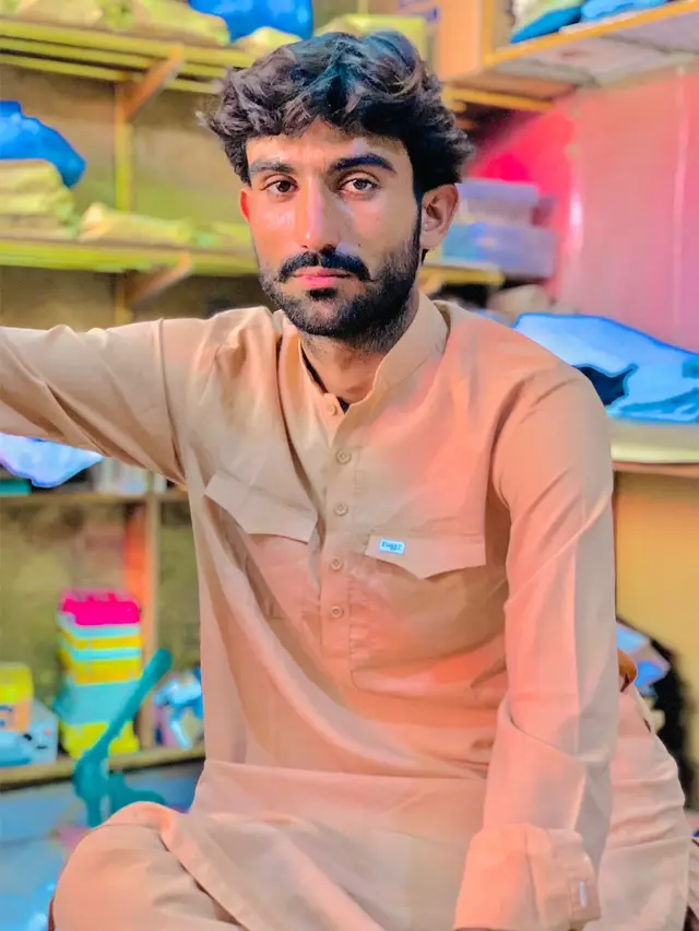 @✌️💯raees💯✌️
