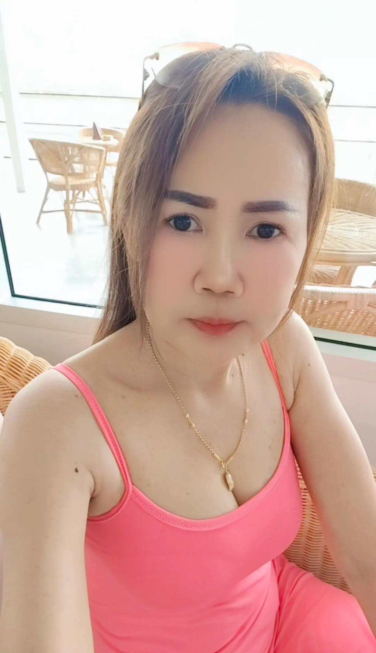 @oil🌿💚ผู้หญิงยิ้มยาก☘️💚