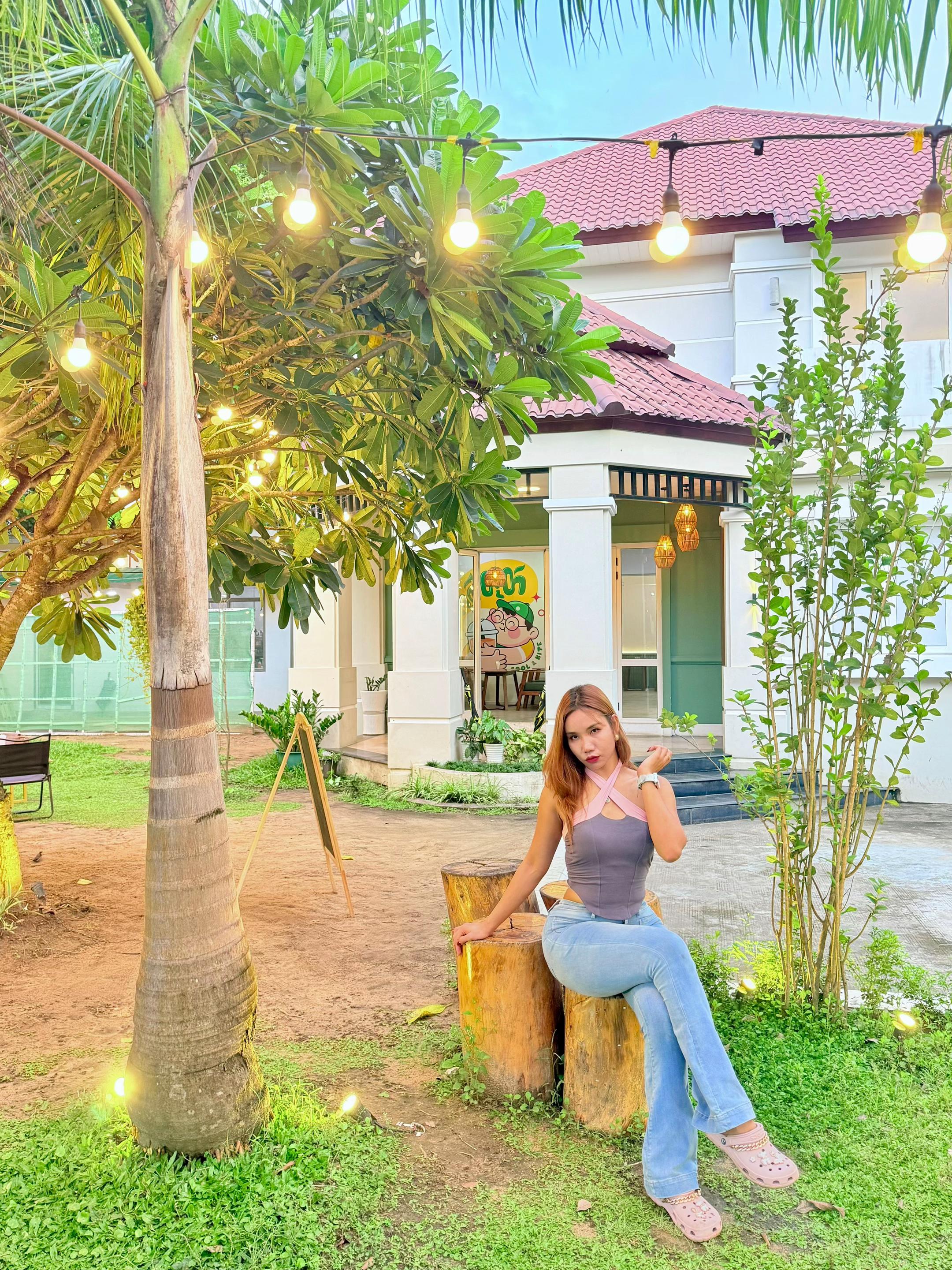 @Theint Thi Thi Thae