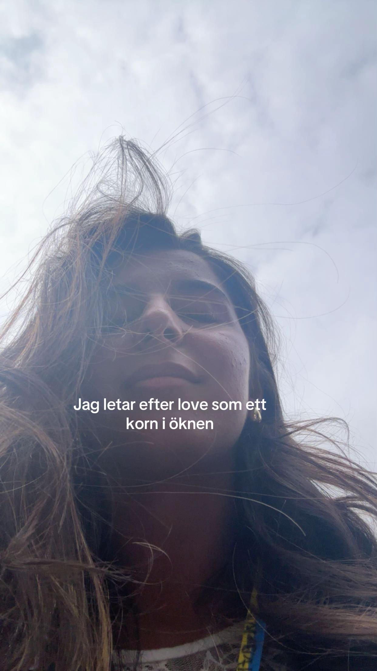 @andiahss
