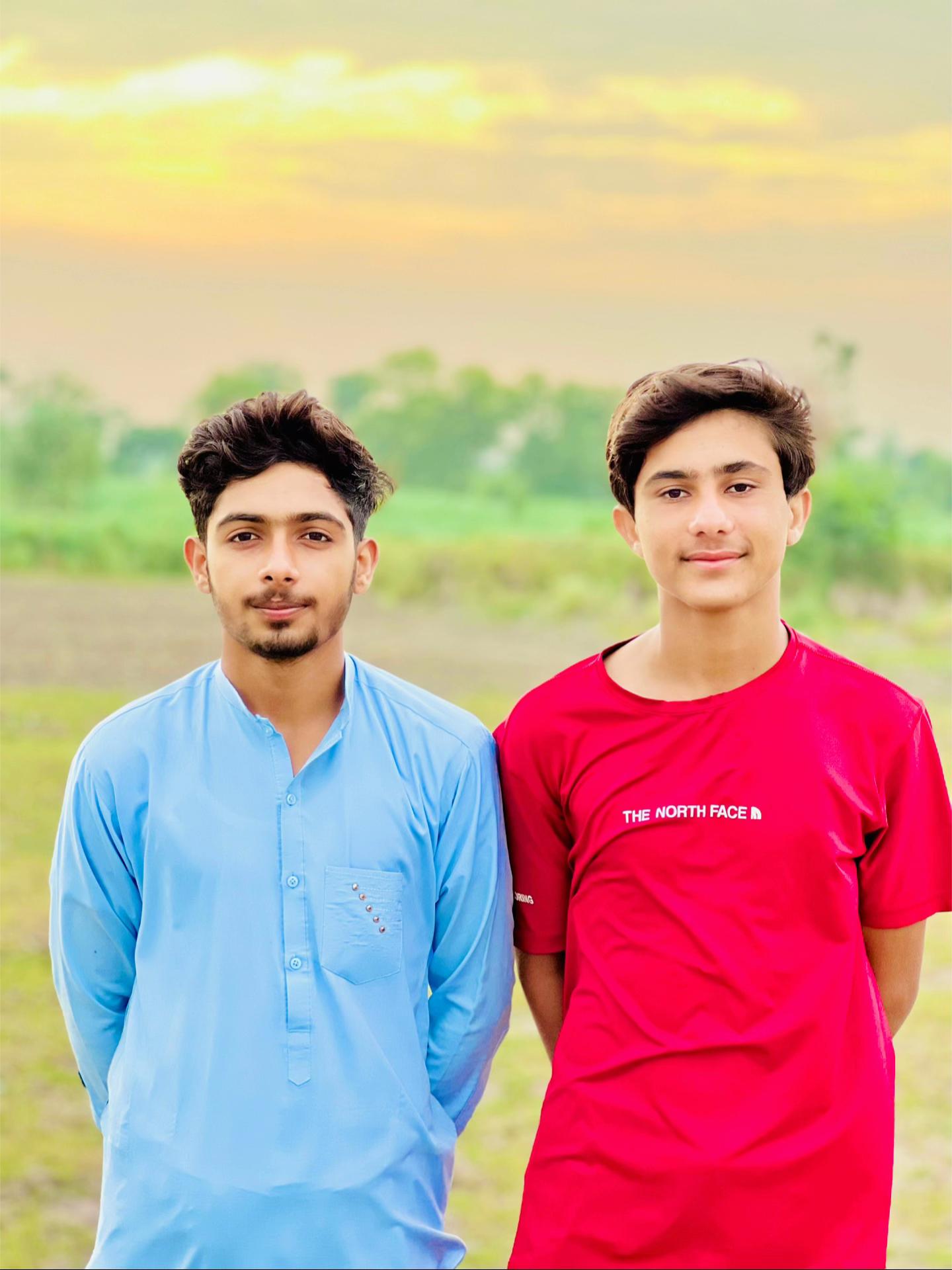 @Abdullah Gondal♛