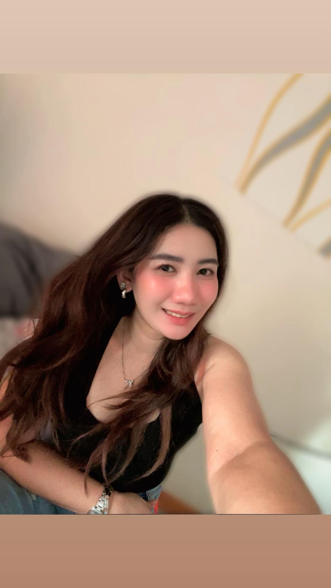 @🤍 🖤Iamfilipina 🖤 🤍