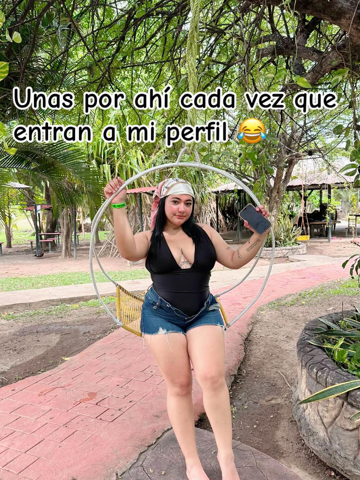 @Vianey Ortega💜💙🦋