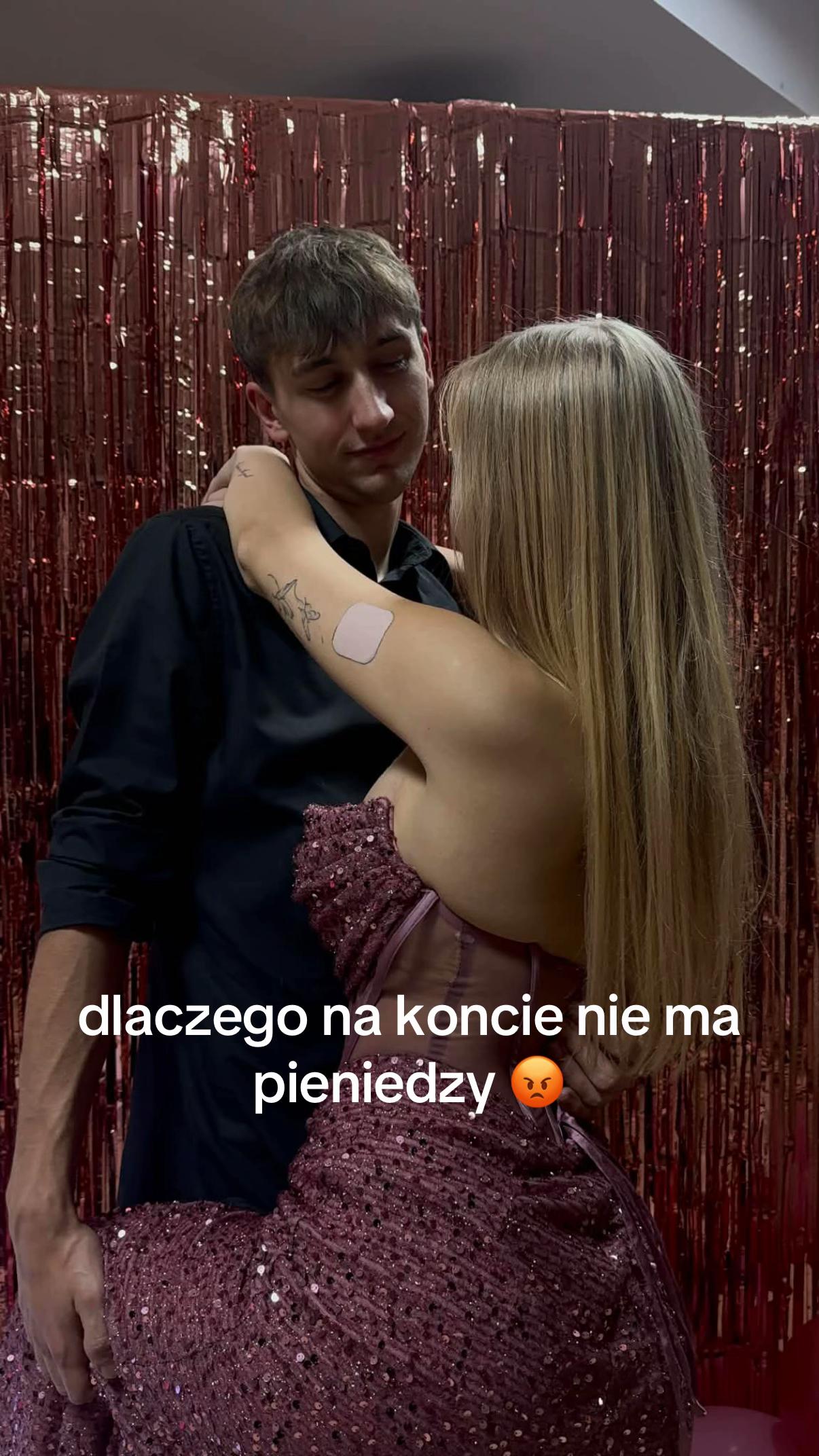 @𝒦