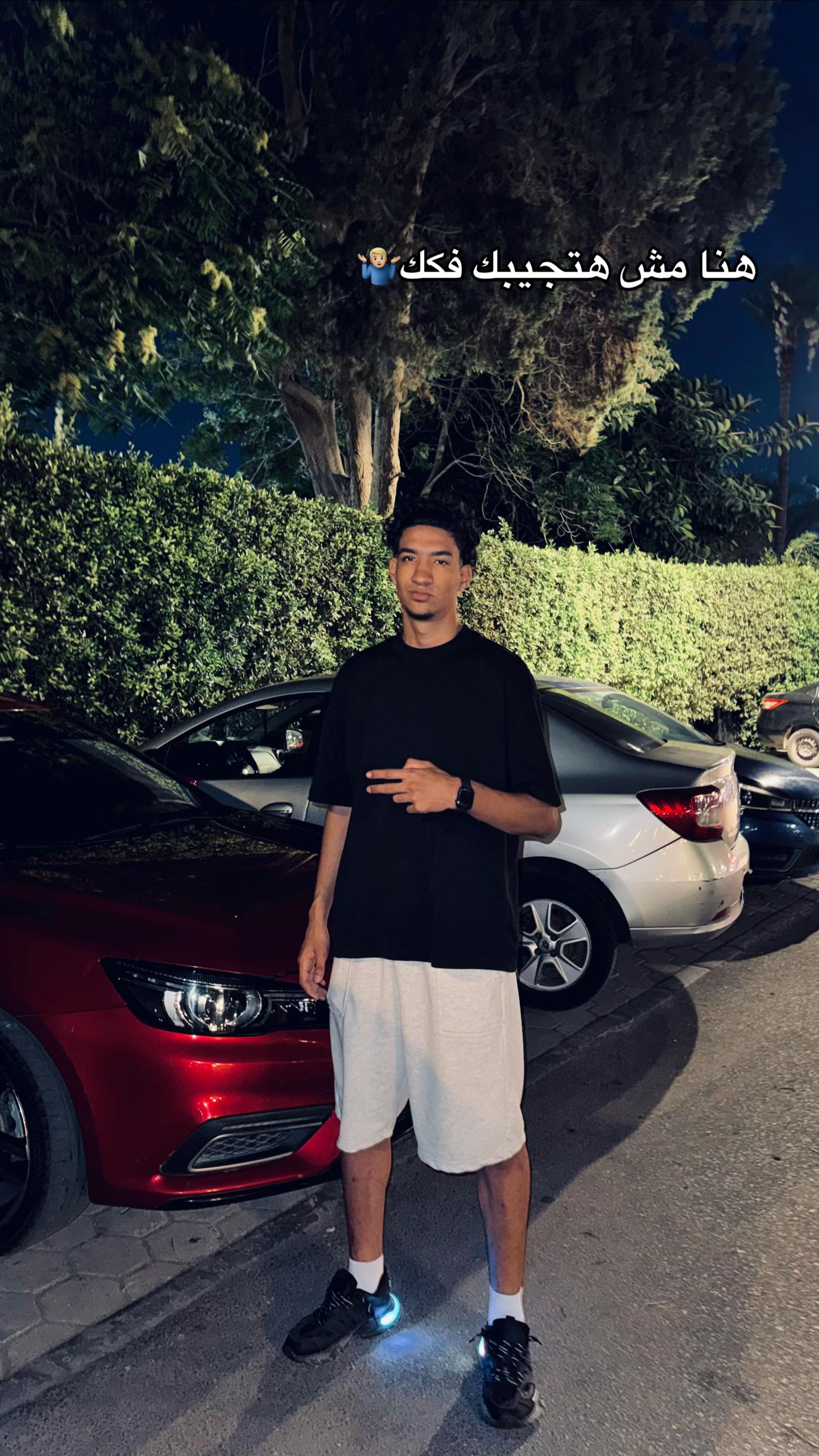 @مـارٍۈ🐺🥊