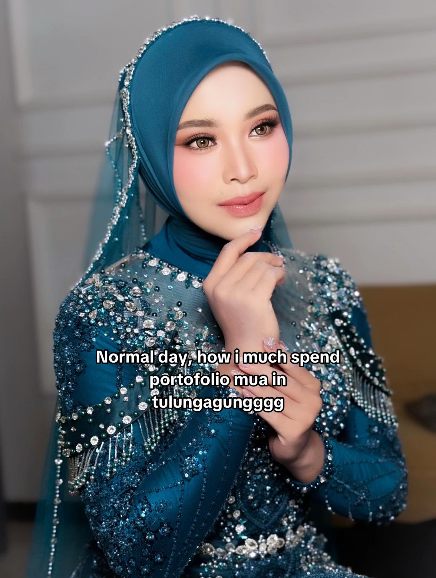 @MUA TULUNGAGUNG | Riris