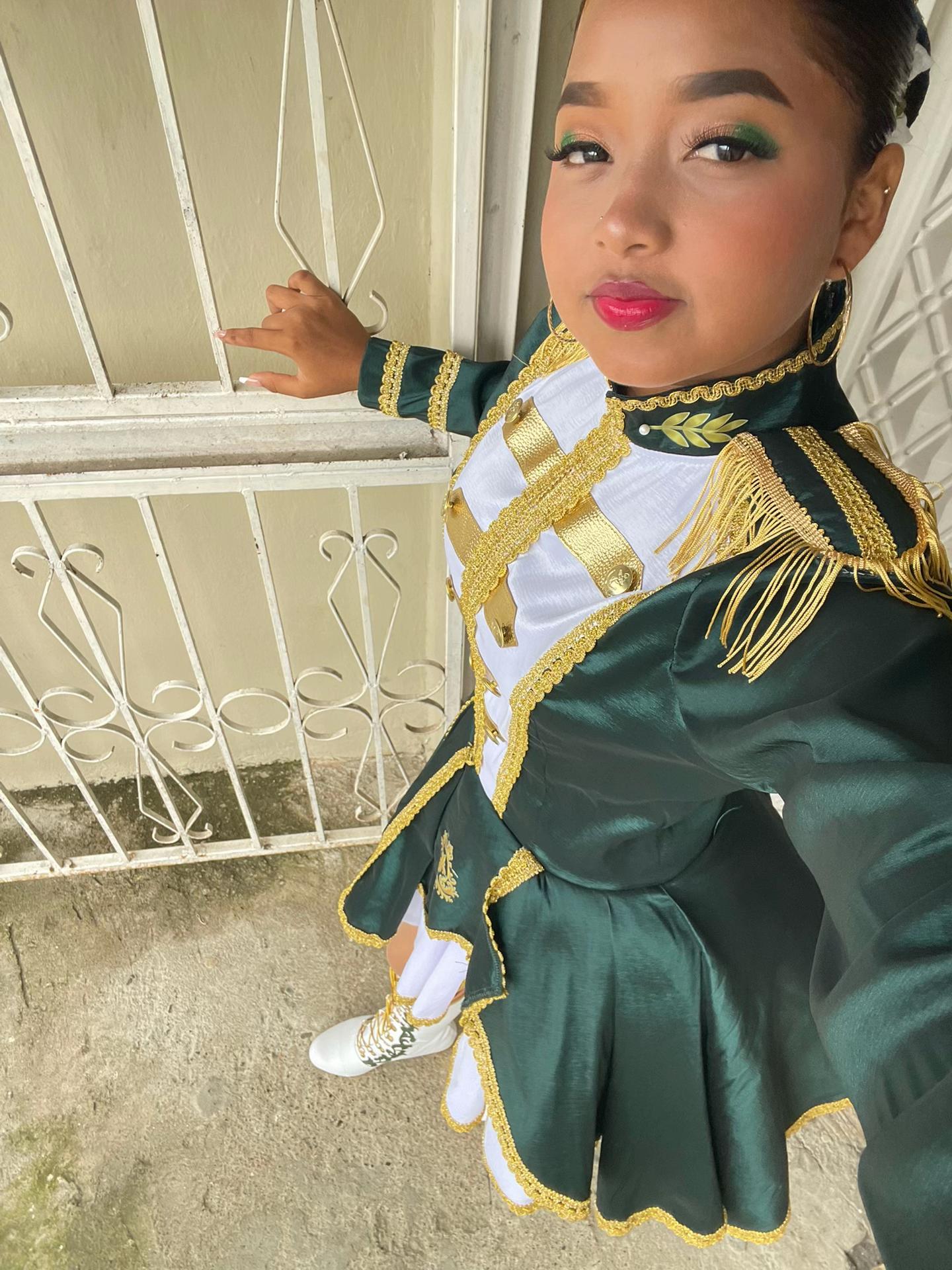 @Emelicita🧡.