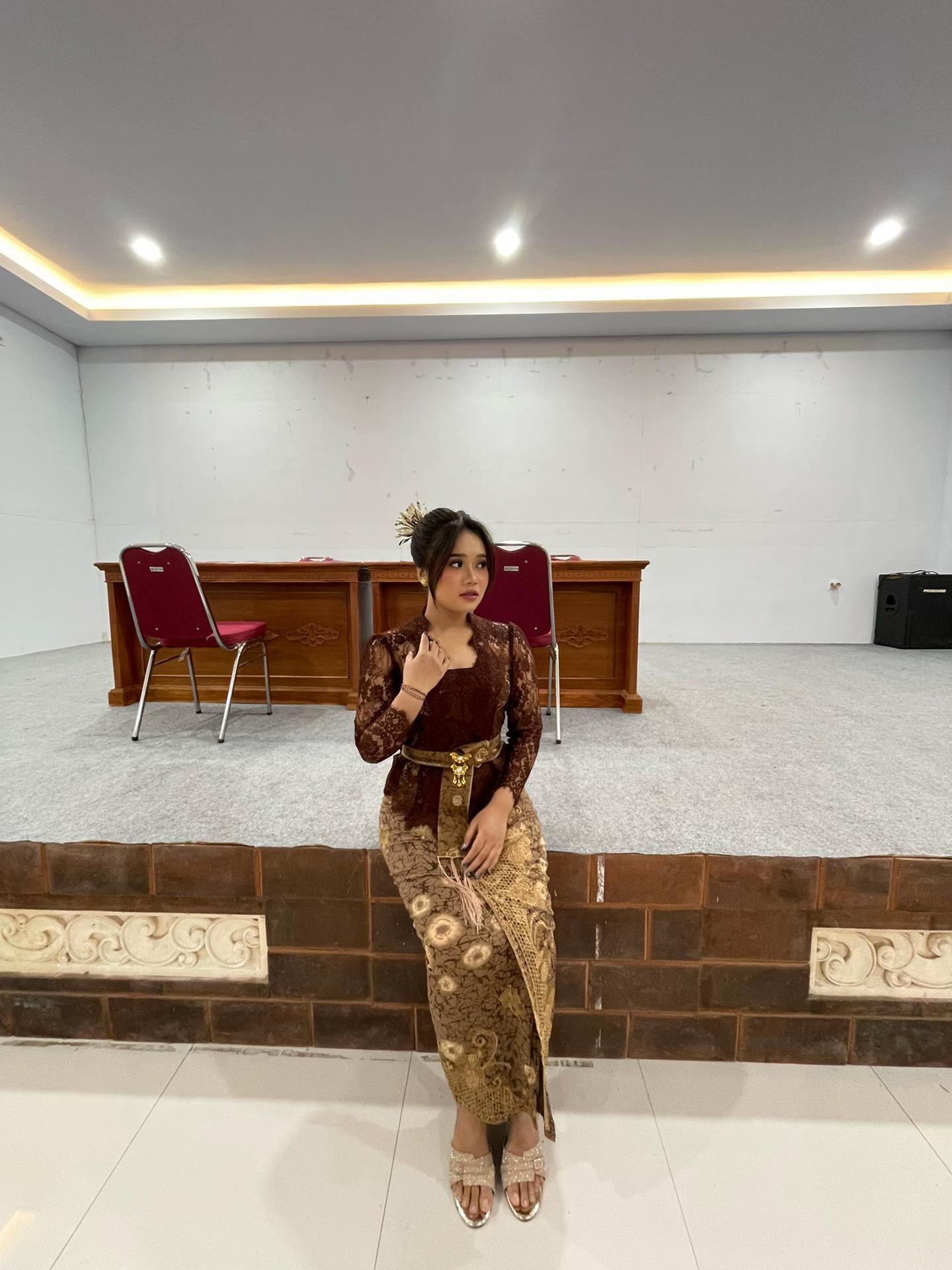 @Putri