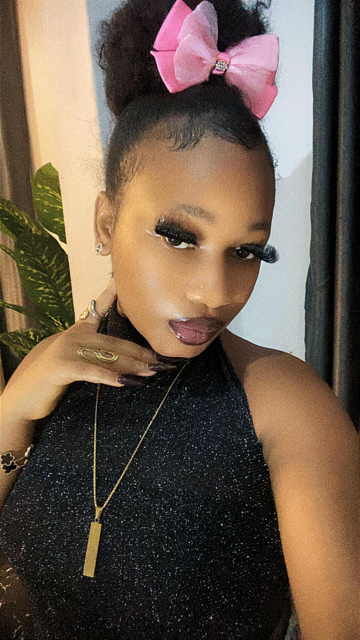 @Sexy cherry 🍒