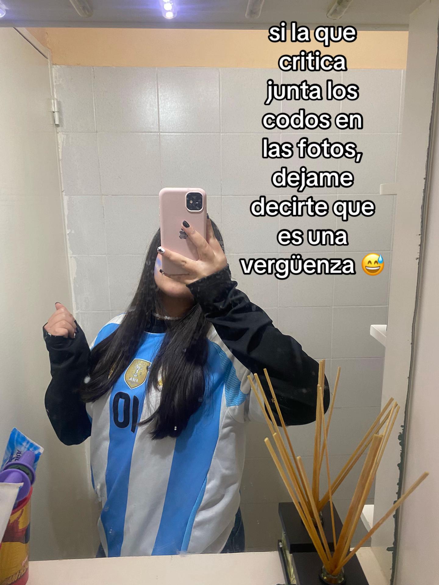 @candelaperonolaquequema💜