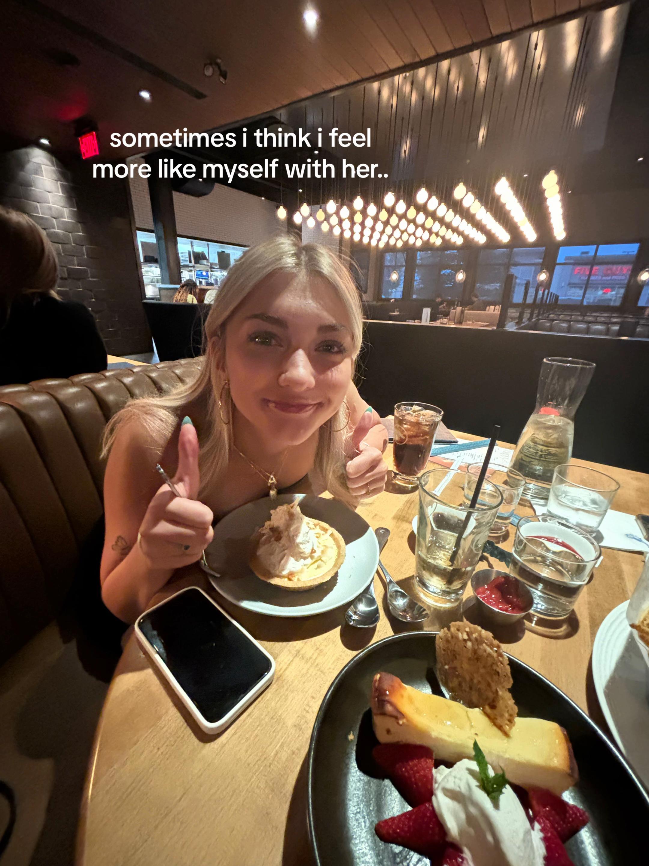 @🥂ri