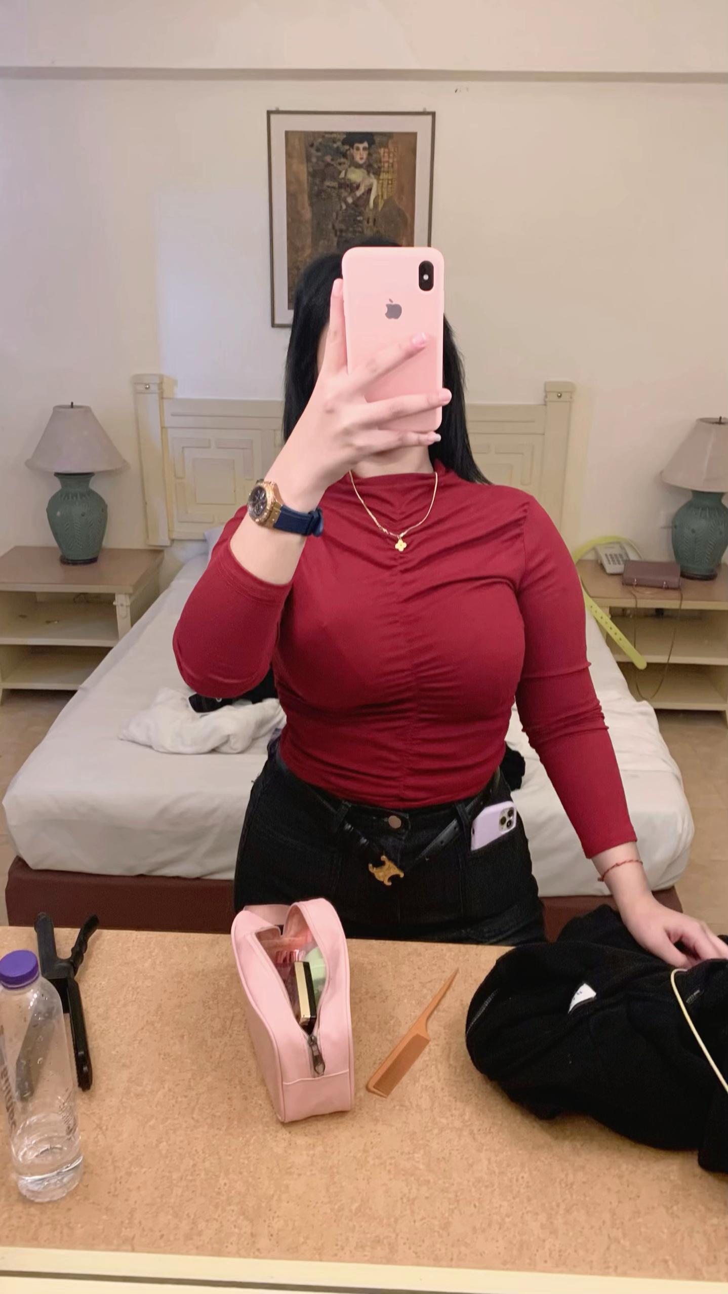 @D O R A 🧬